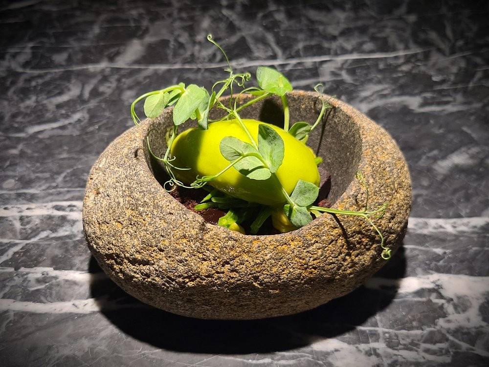 Vaust Bar & Restaurant: food & drinks