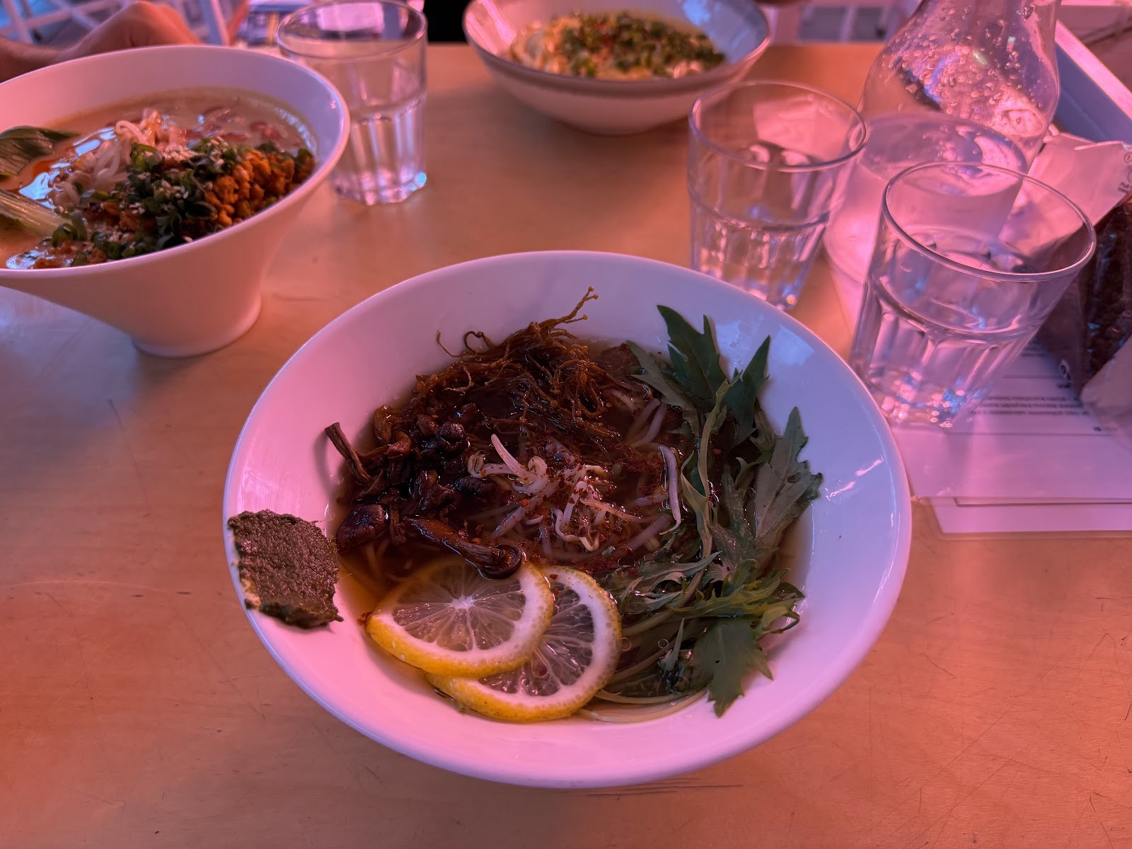 Vegan Ramen Shop Muranów: food & drinks