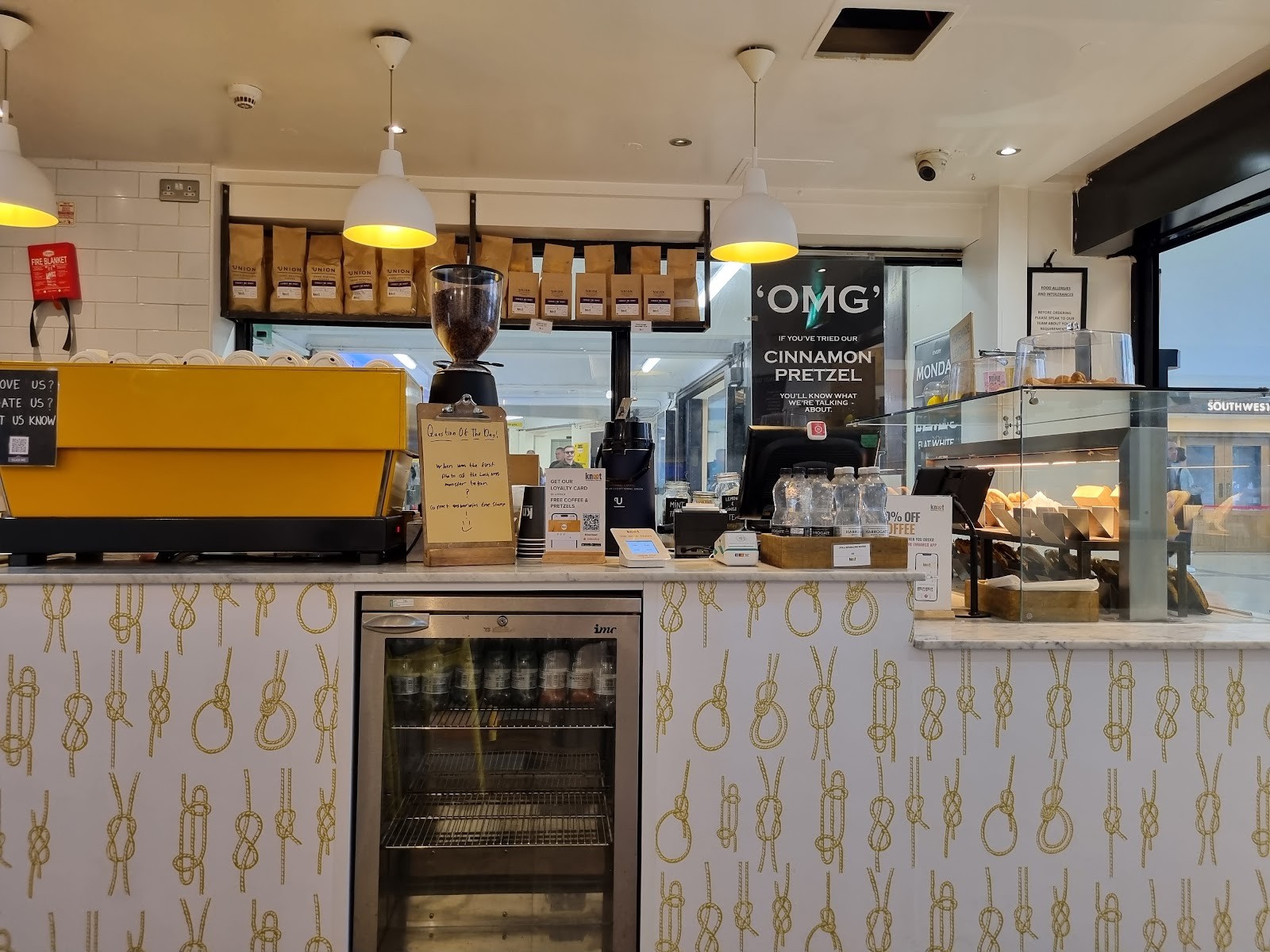 Knot Pretzels & Coffee - Richmond: the place