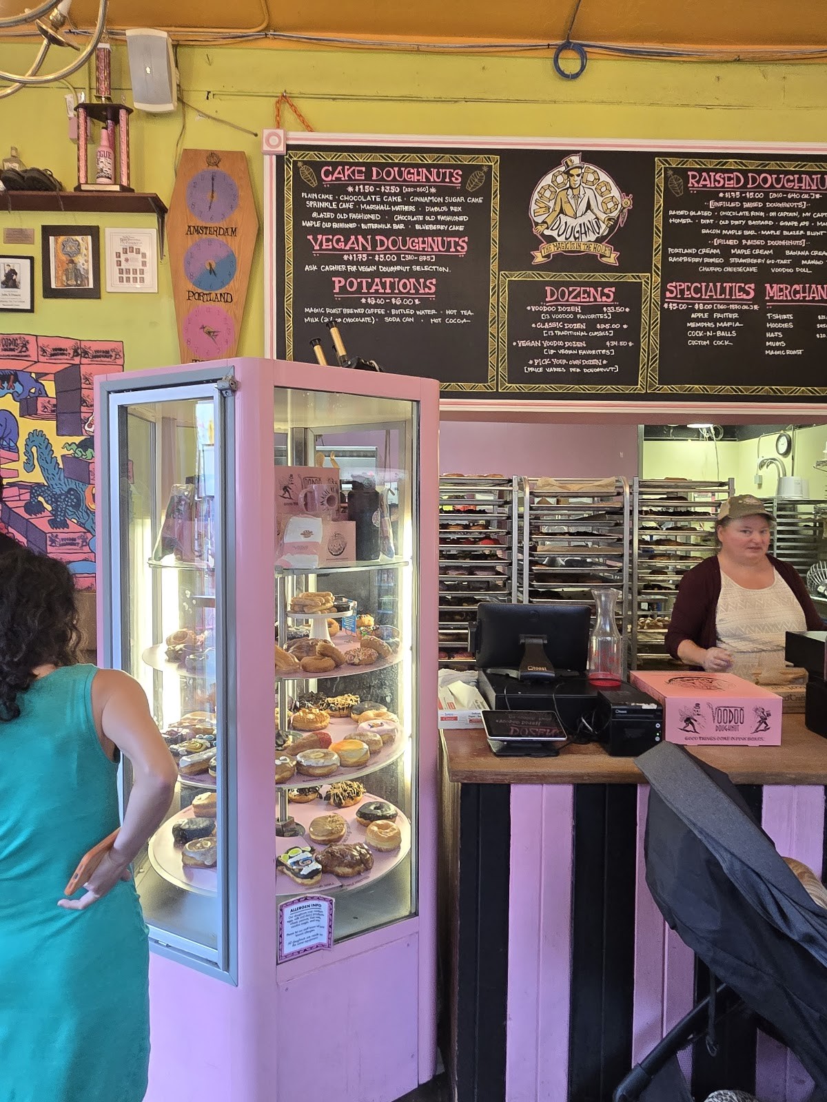 Voodoo Doughnut: the place