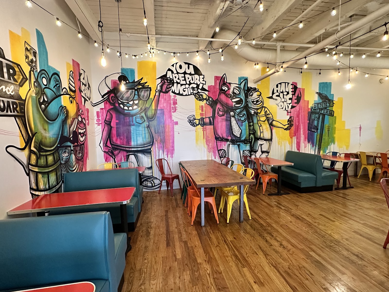 MOTO Pizza Belltown: the place