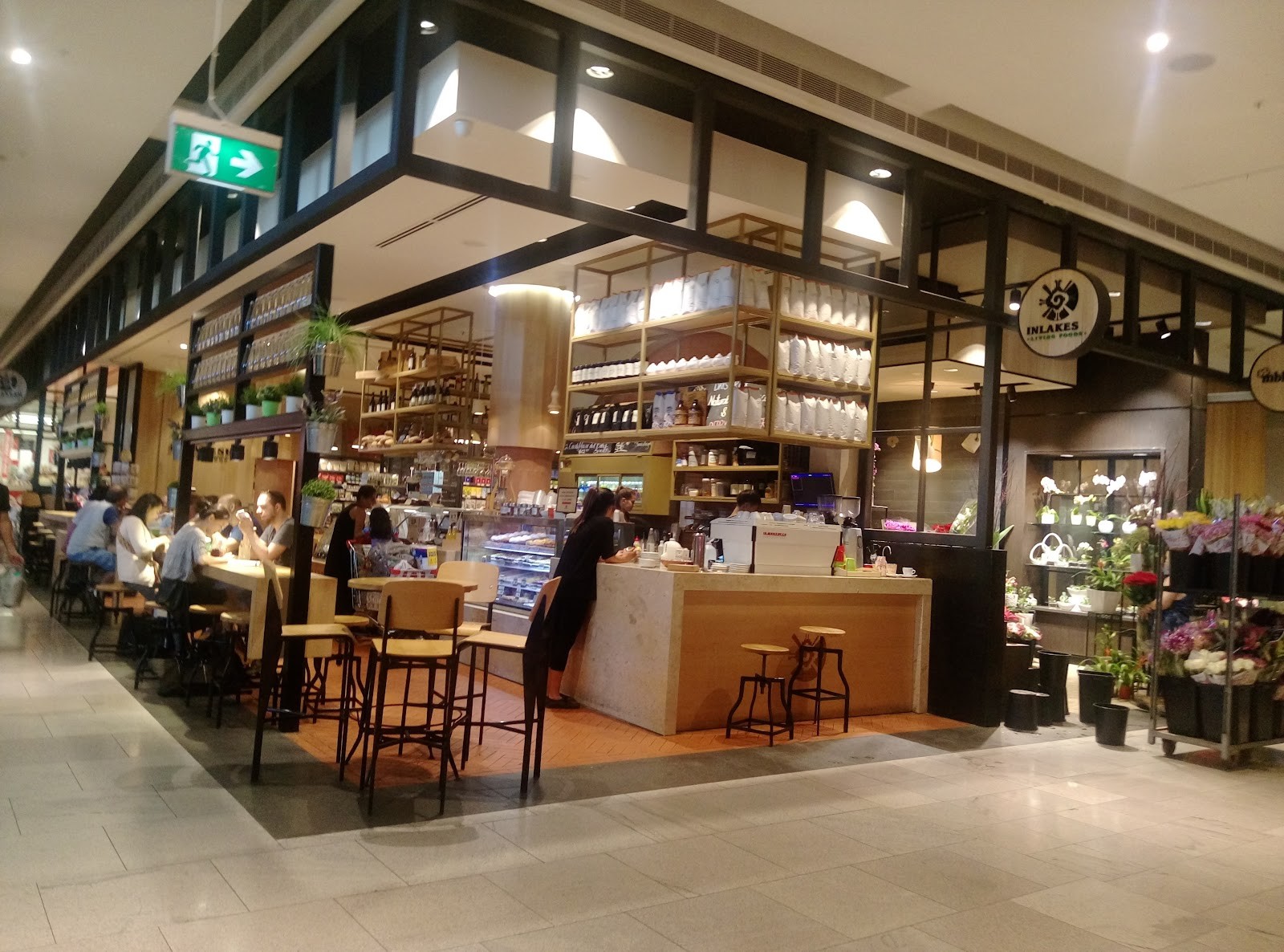 Inlakesh Living Foods: the place