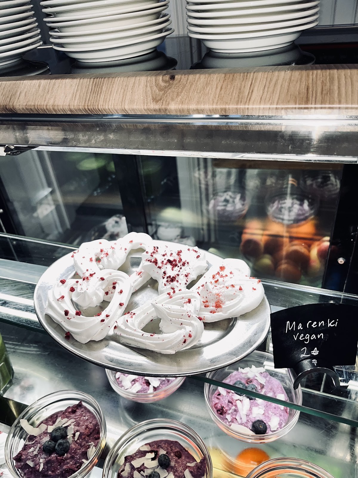 Rauhankahvila Fredrika: food & drinks