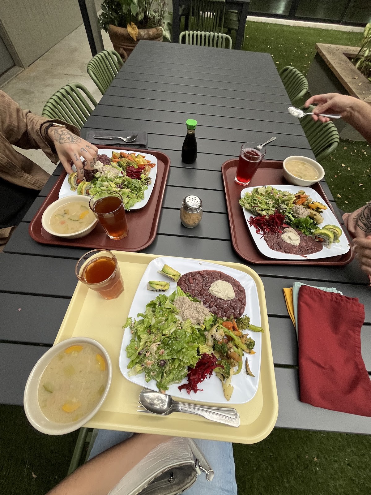 Casa de Luz East: food & drinks