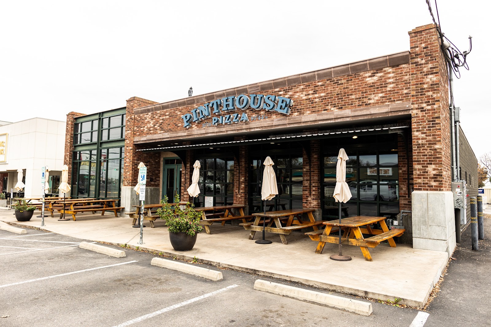 Pinthouse Pizza: the place
