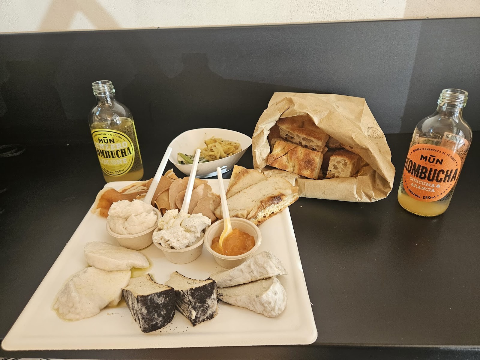Fermaggio Bistrò & Store: food & drinks