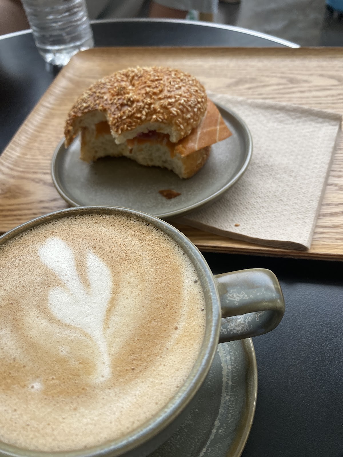 Land&Monkeys Grands Boulevards: food & drinks