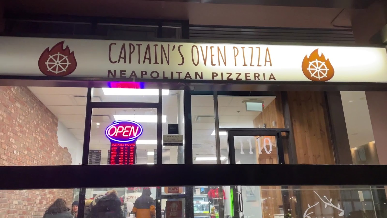 Captain's Oven Pizza Vancouver: the place