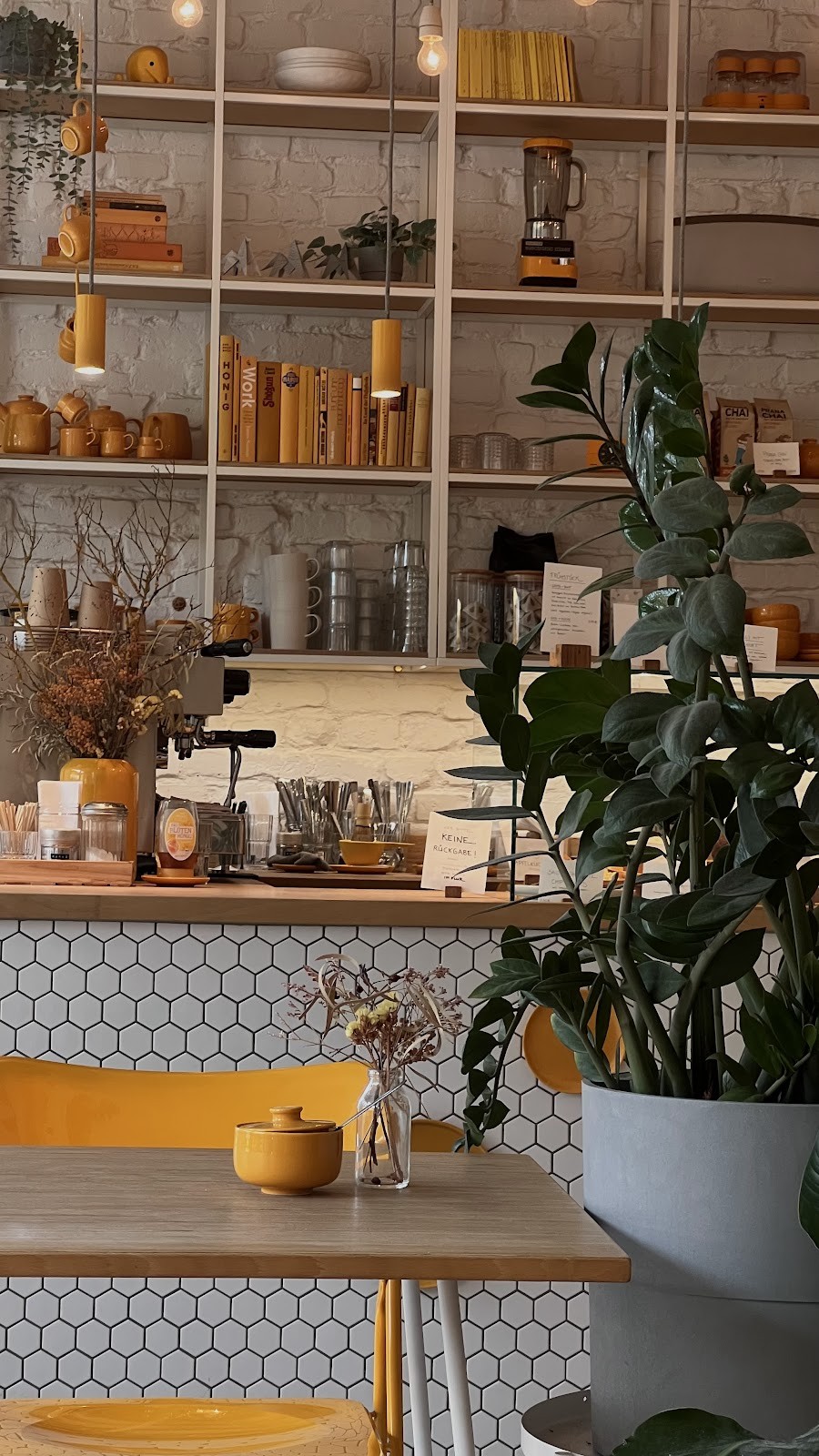 honiggelb berlin: the place