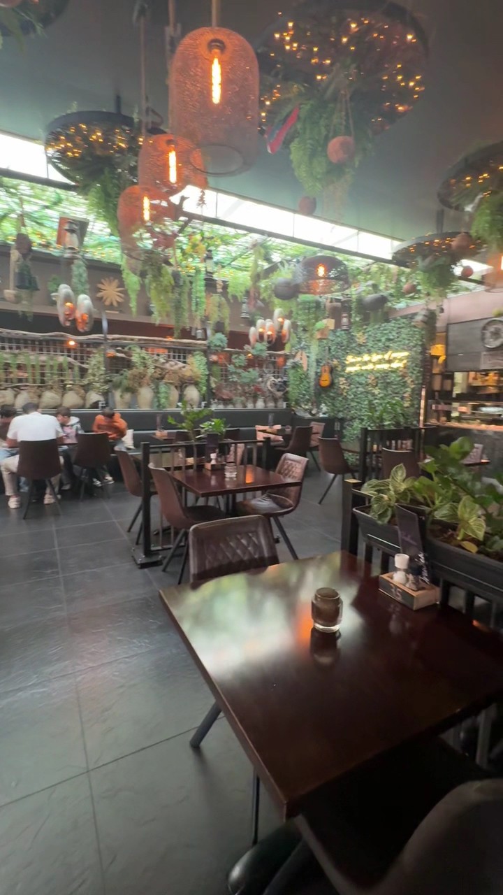 Sahan Amsterdam: the place