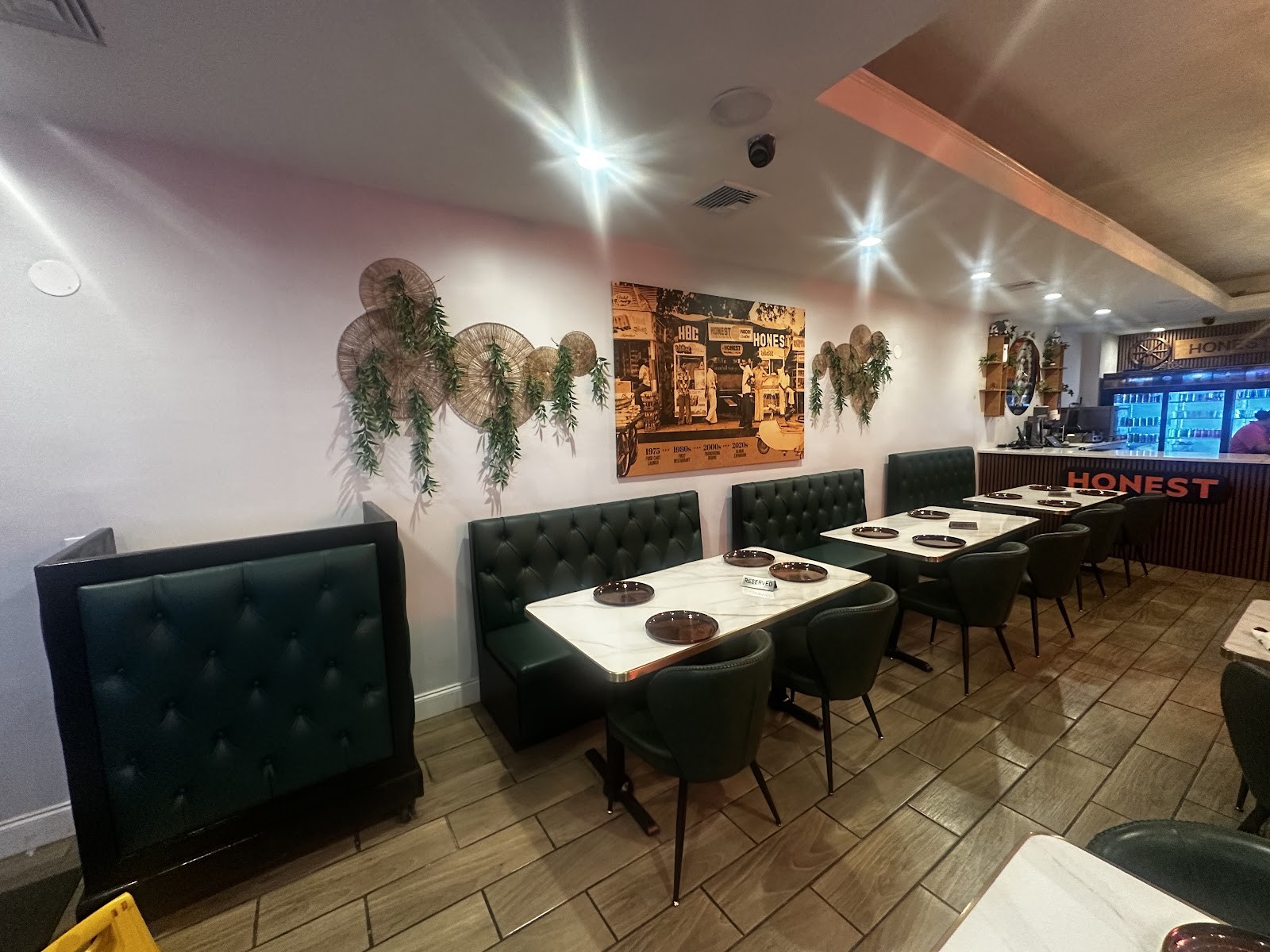 Honest Indian Vegetarian Restaurant: the place