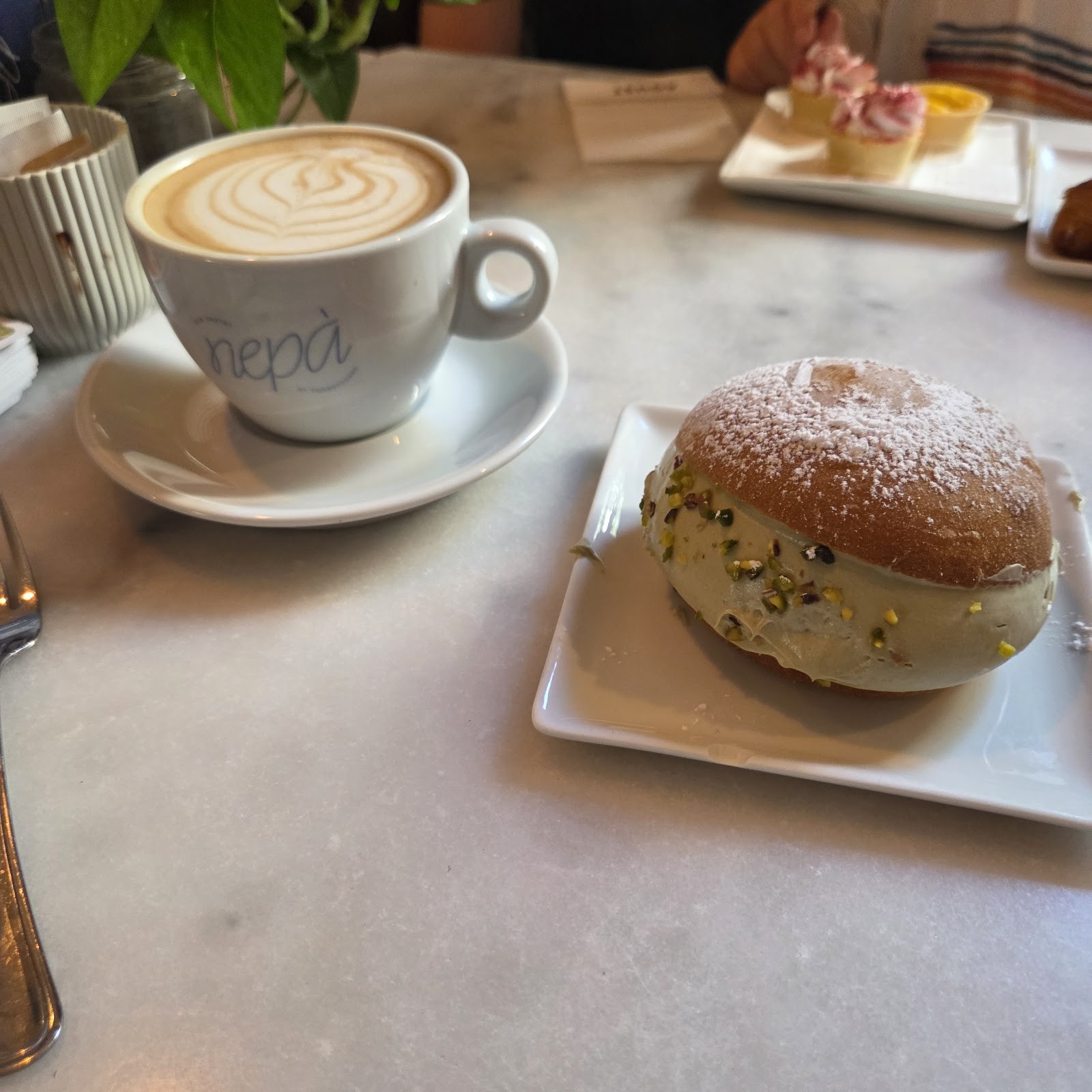 Pasticceria Nepà 100% plant-based: food & drinks