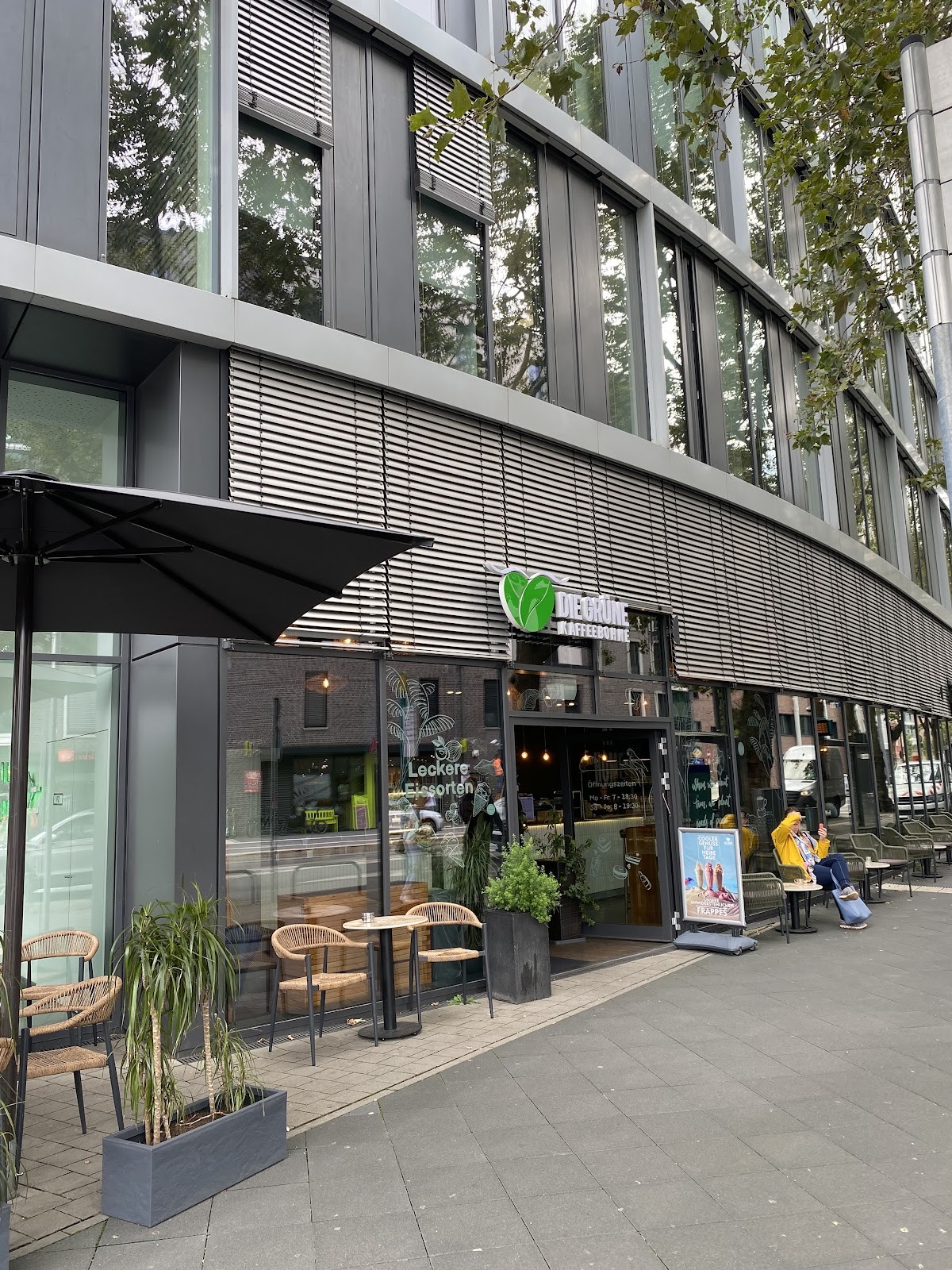Die grüne Kaffeebohne: the place