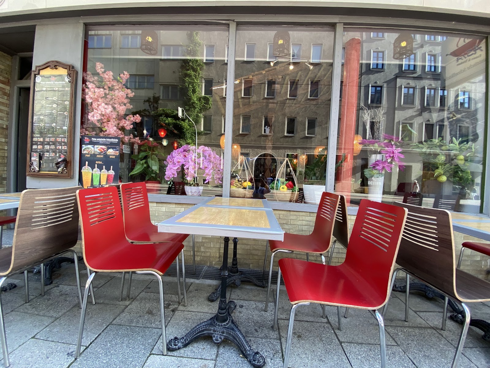 Asia Bistro: the place