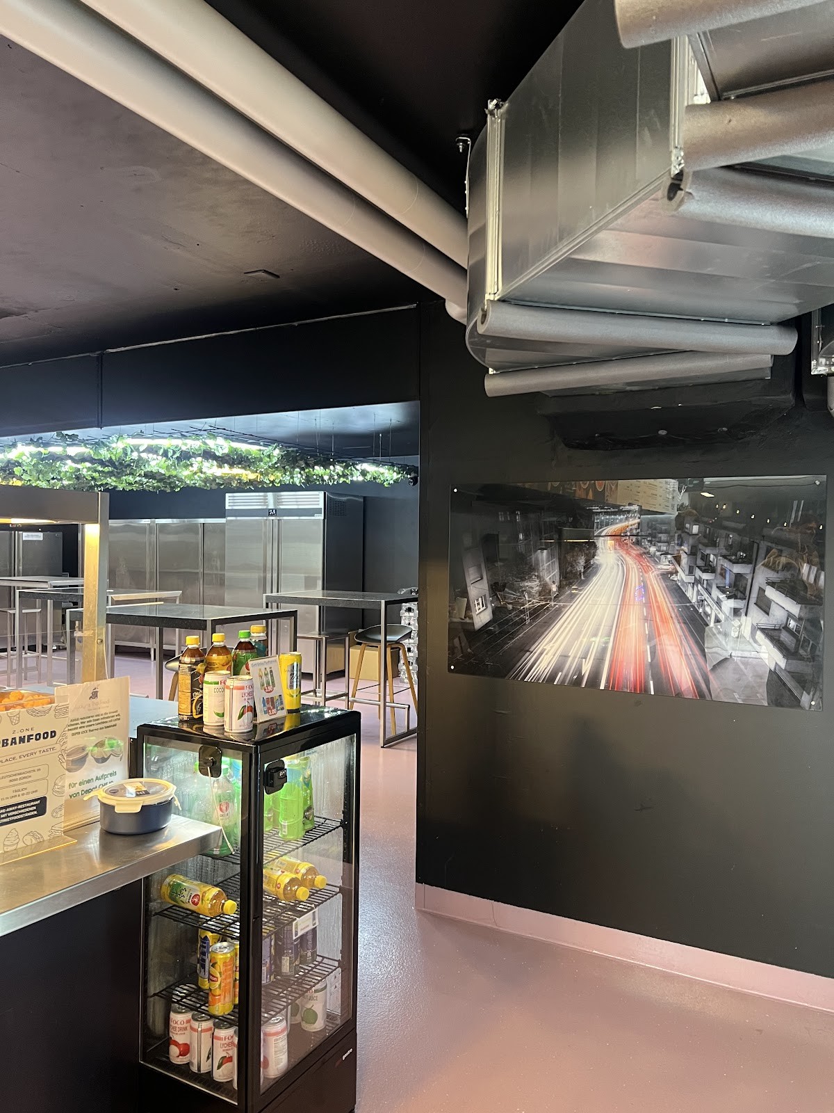 Urban Food ZH: the place