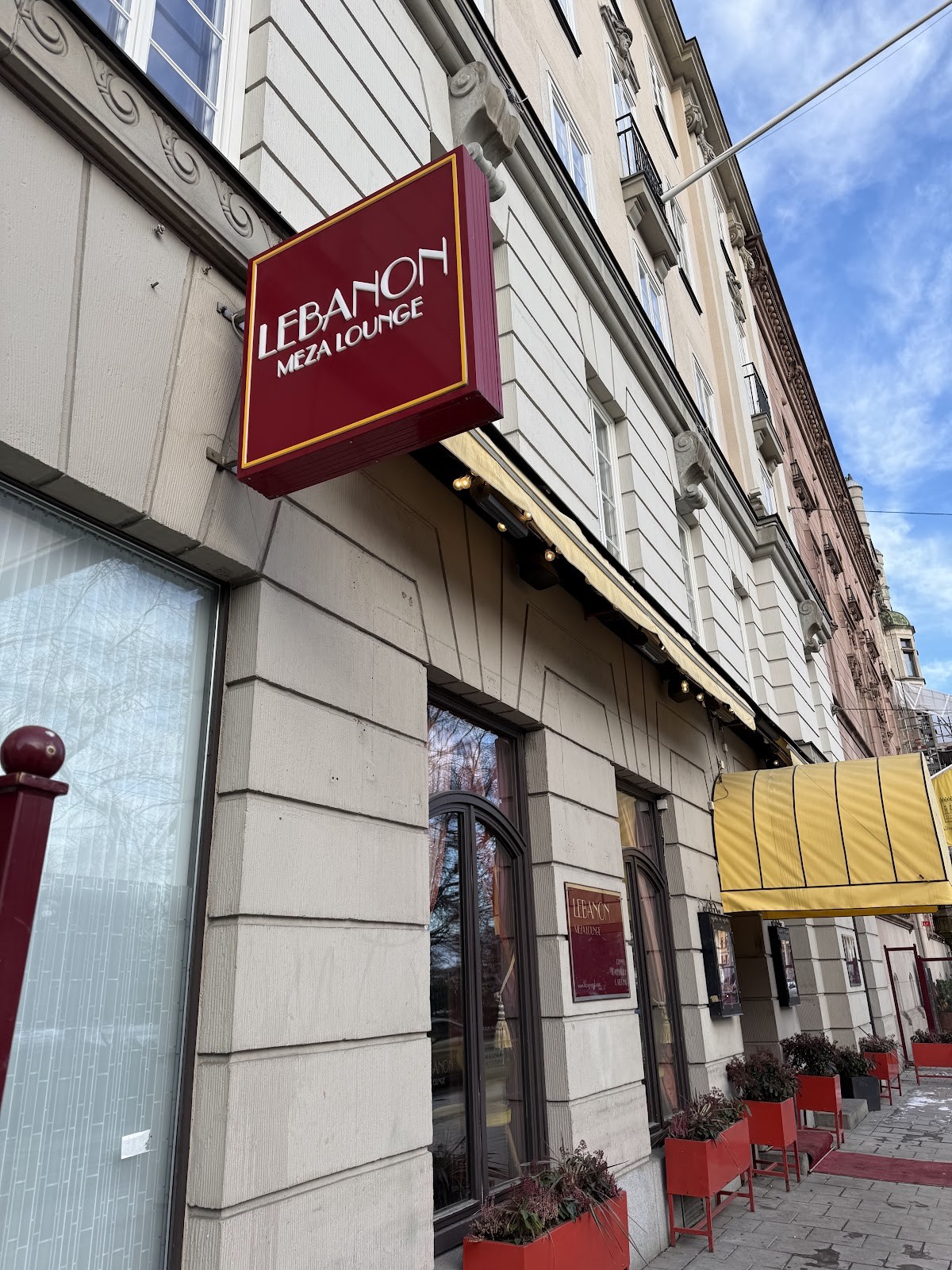 Lebanon Meza Lounge: the place