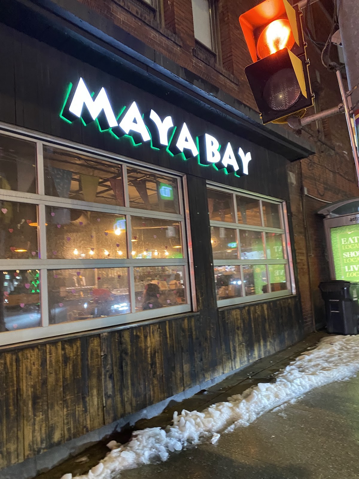 Maya Bay Thai: the place