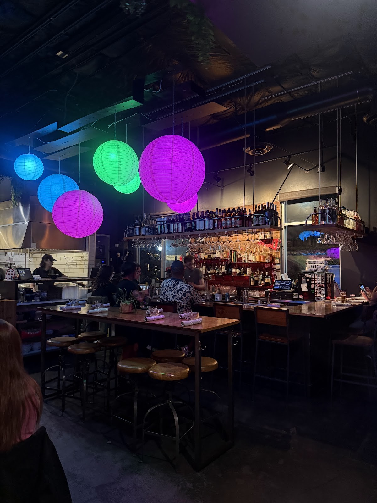Glo Noodle House: the place
