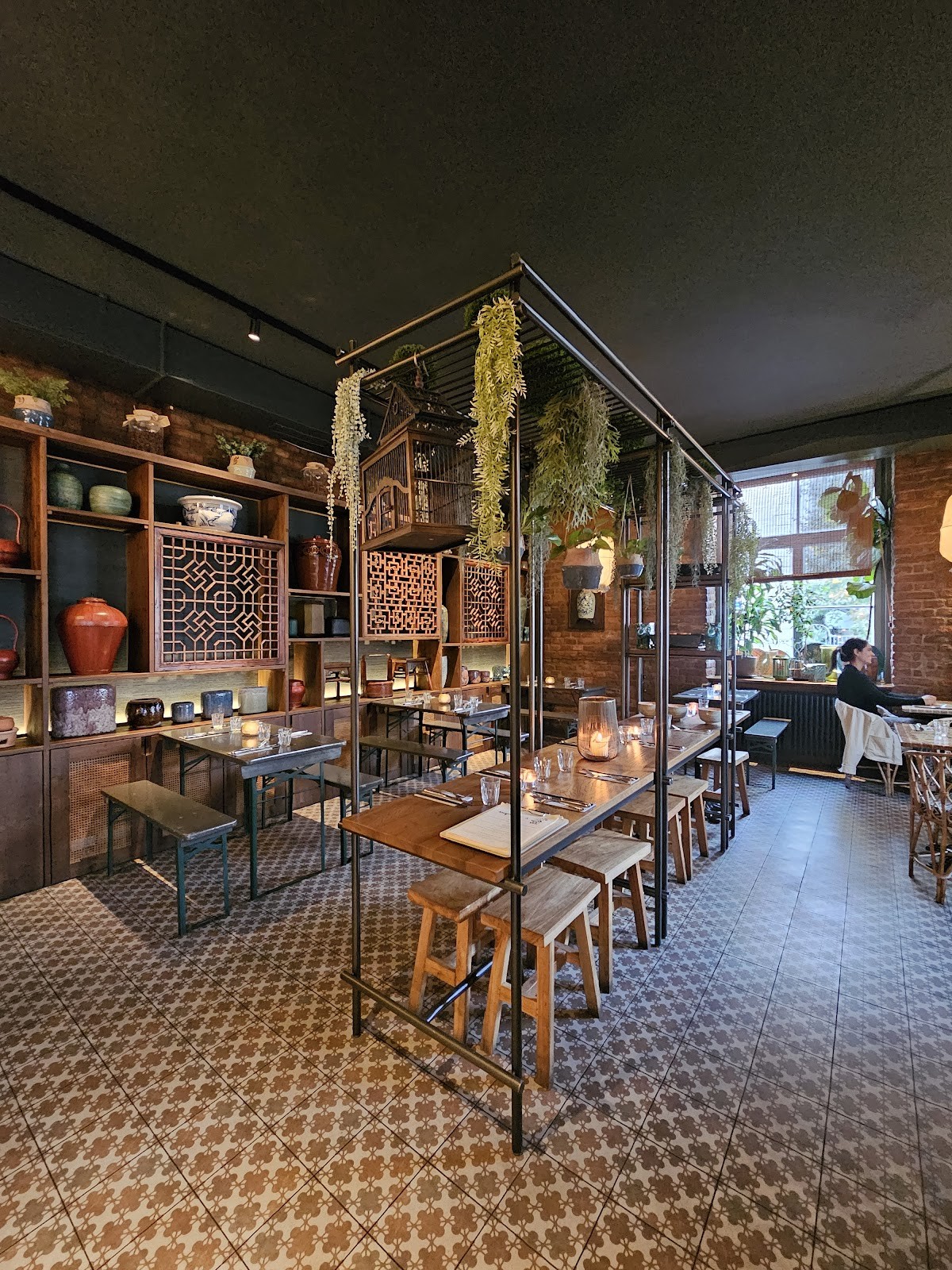 Saigon Deli: the place