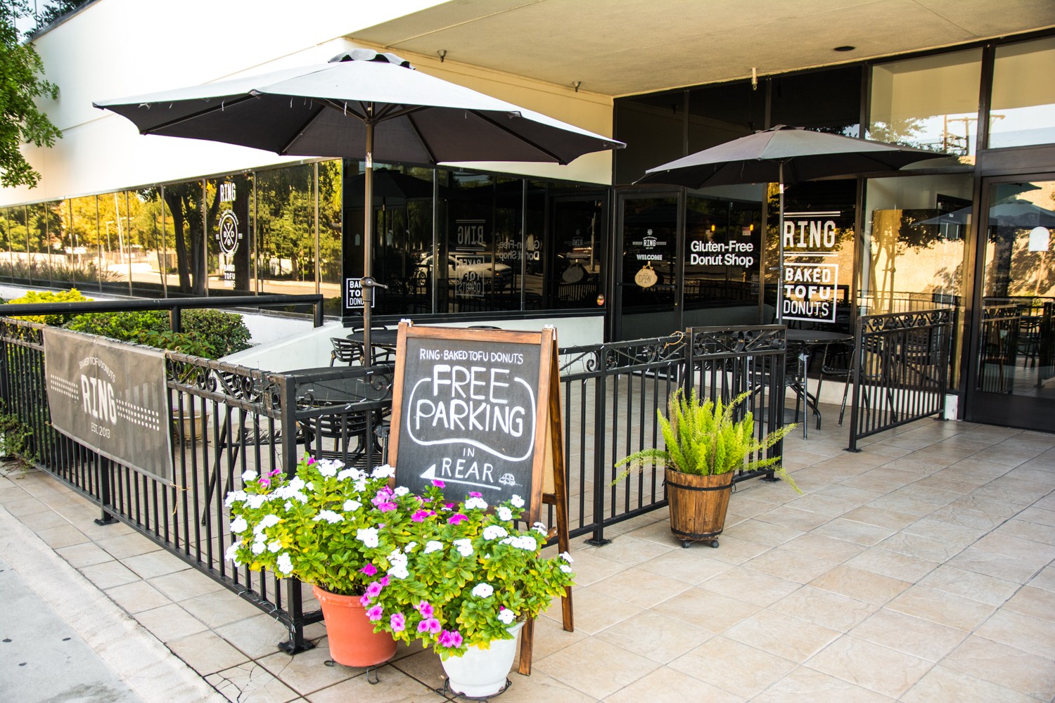 RING Baked Tofu Donuts: the place