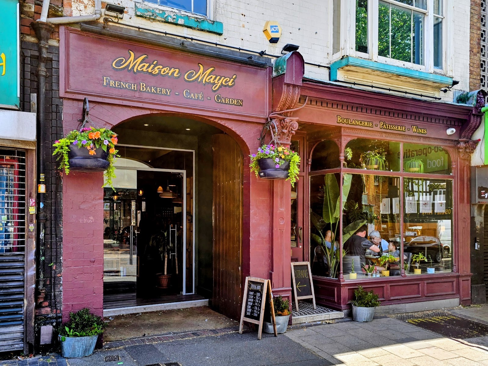 Maison Mayci: the place