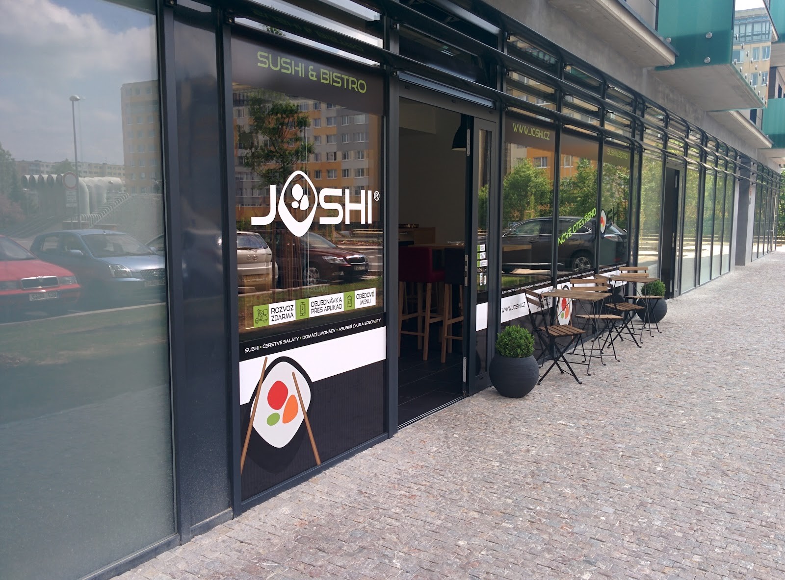 Joshi Sushi&Bistro: the place