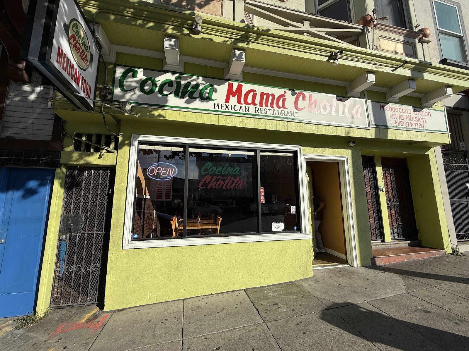 Cocina Mamá Cholita: the place