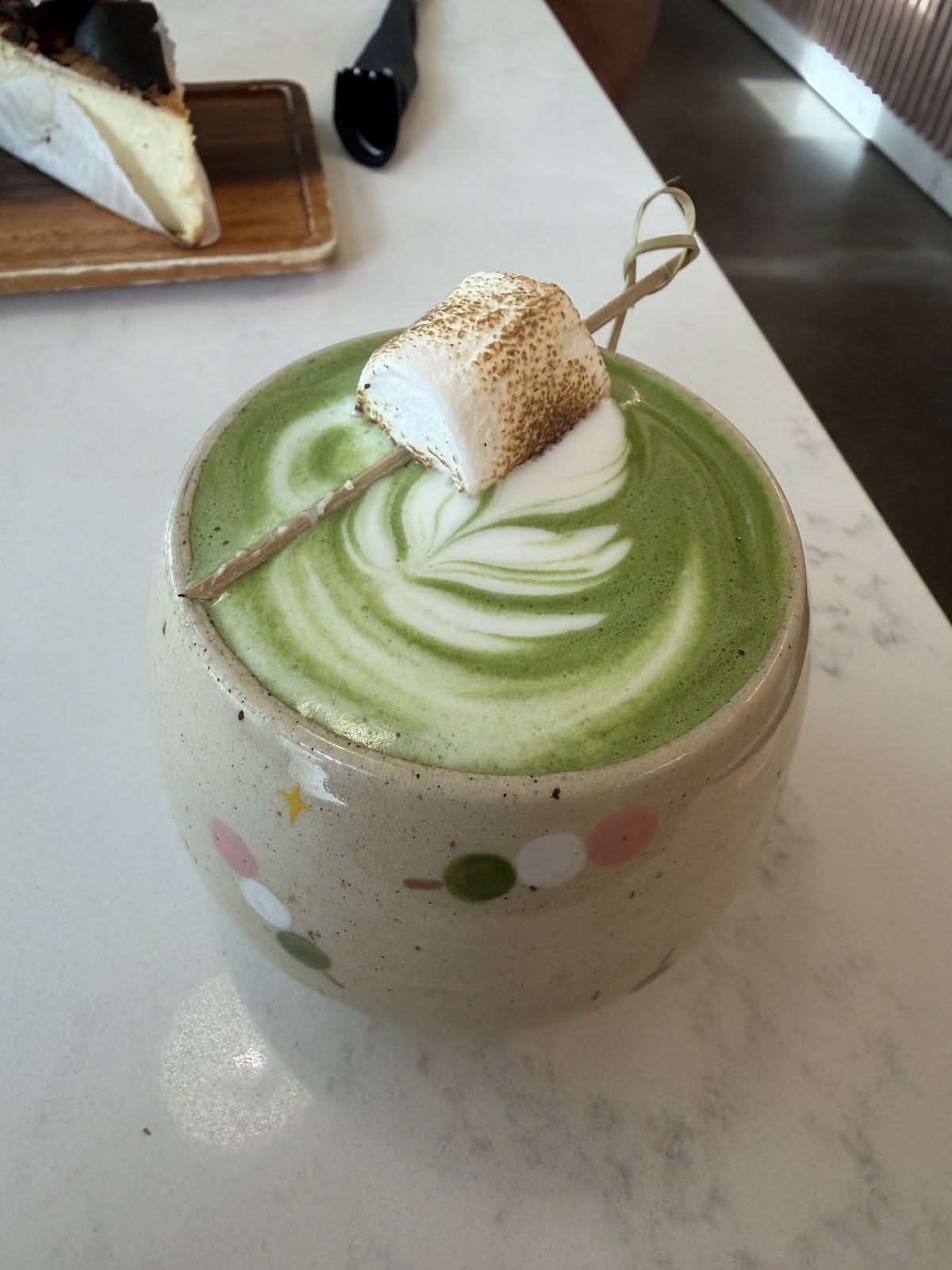 LEVEL V BAKERY: food & drinks