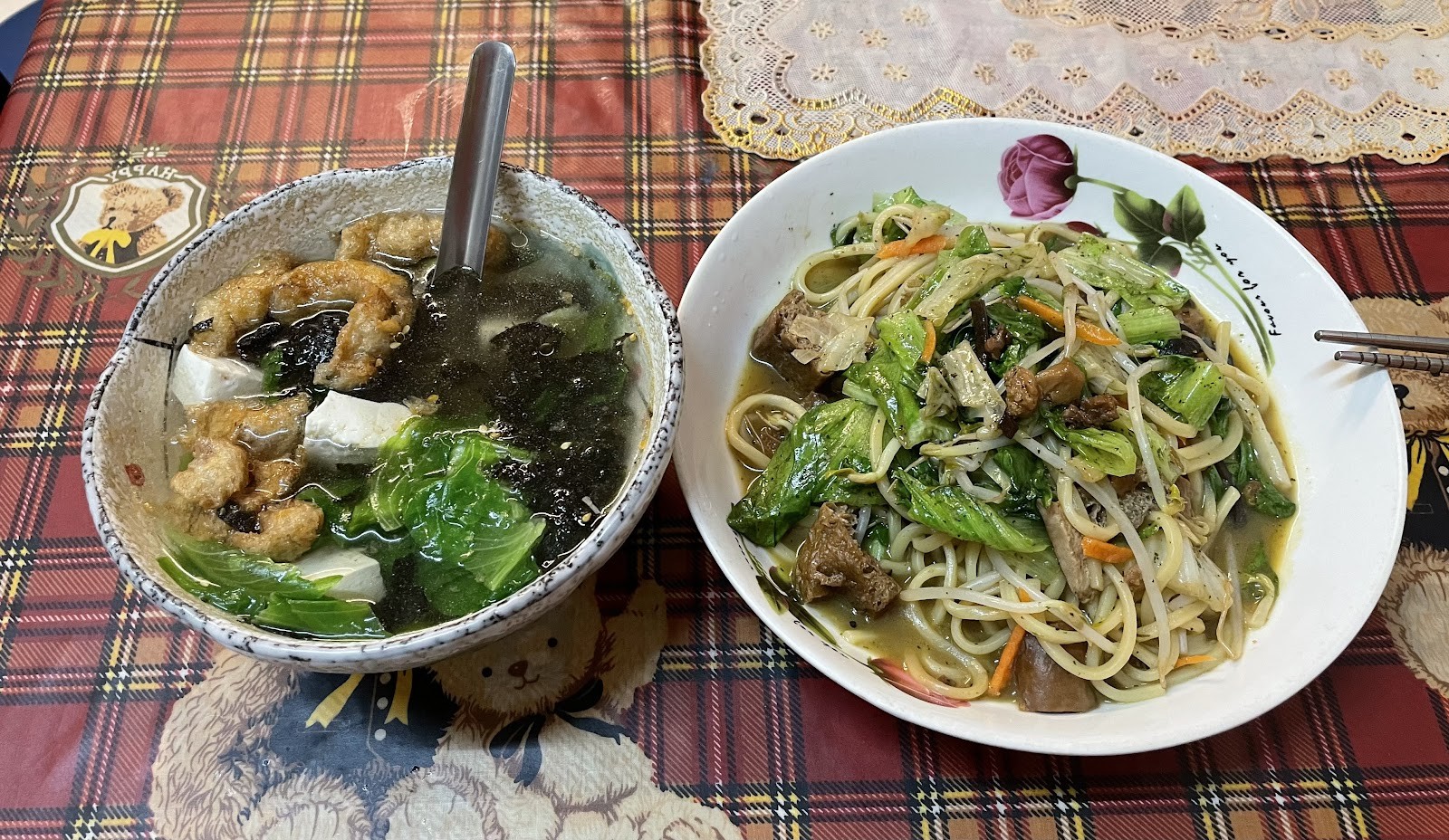 Zhāng TàiTài 張太太緣素食: food & drinks