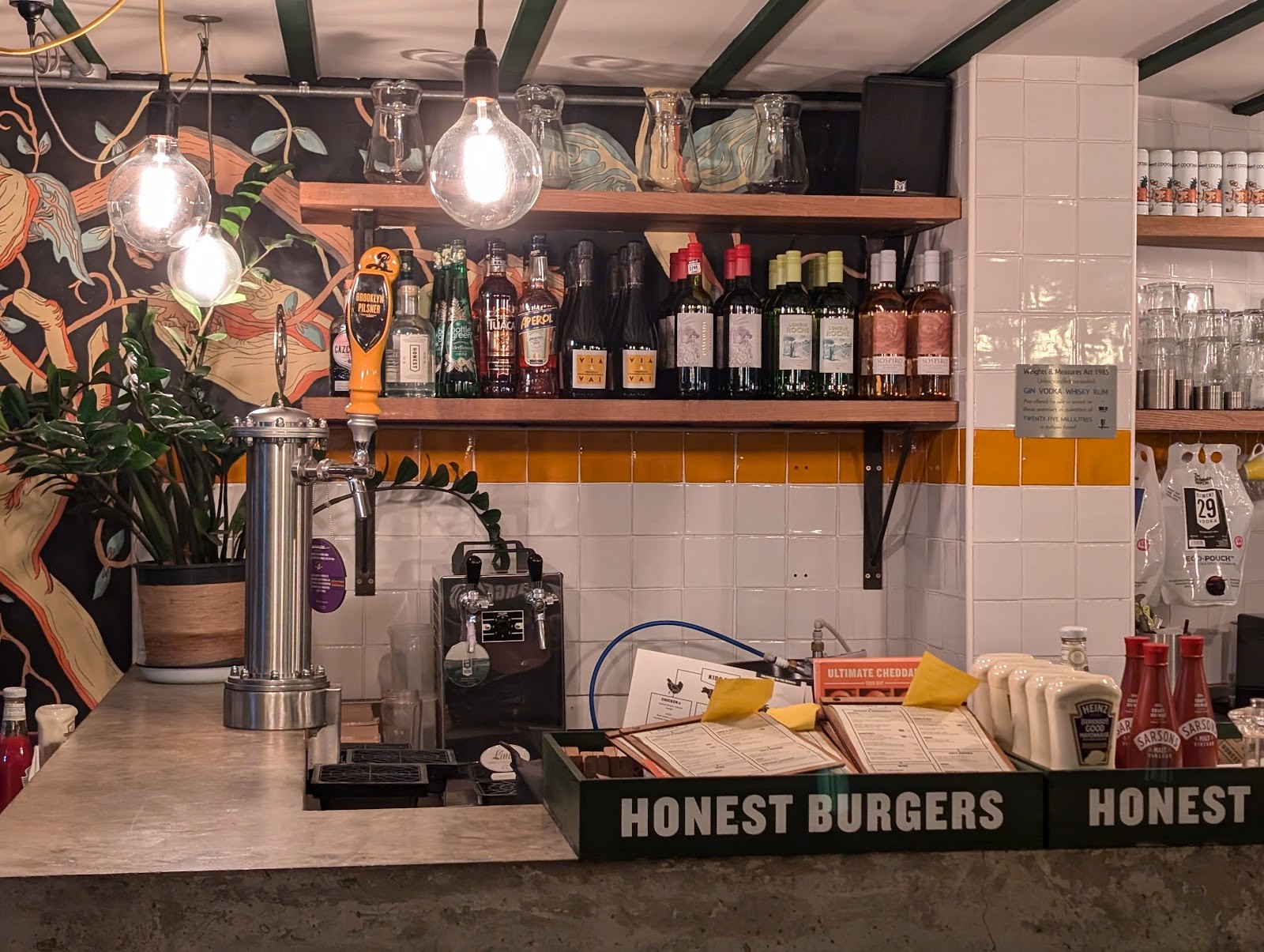 Honest Burgers Dalston: the place