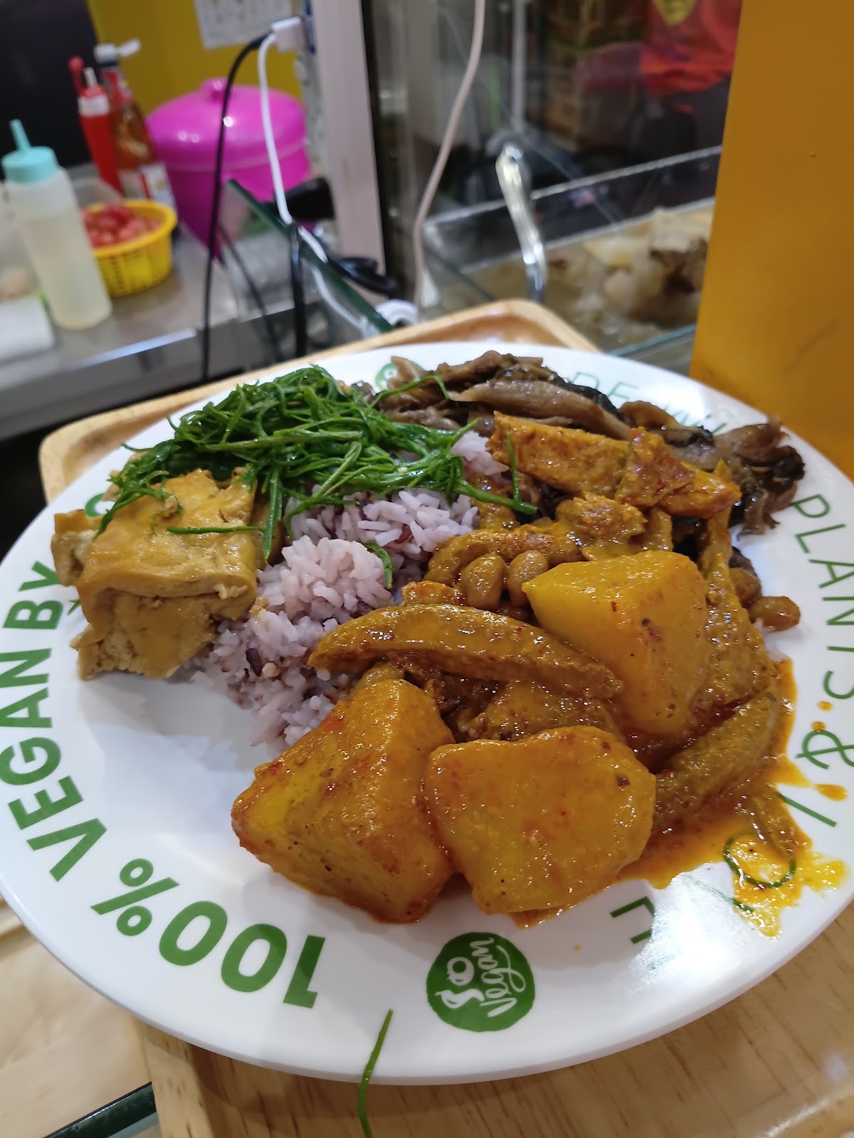 So Vegan - Century Onnut: food & drinks