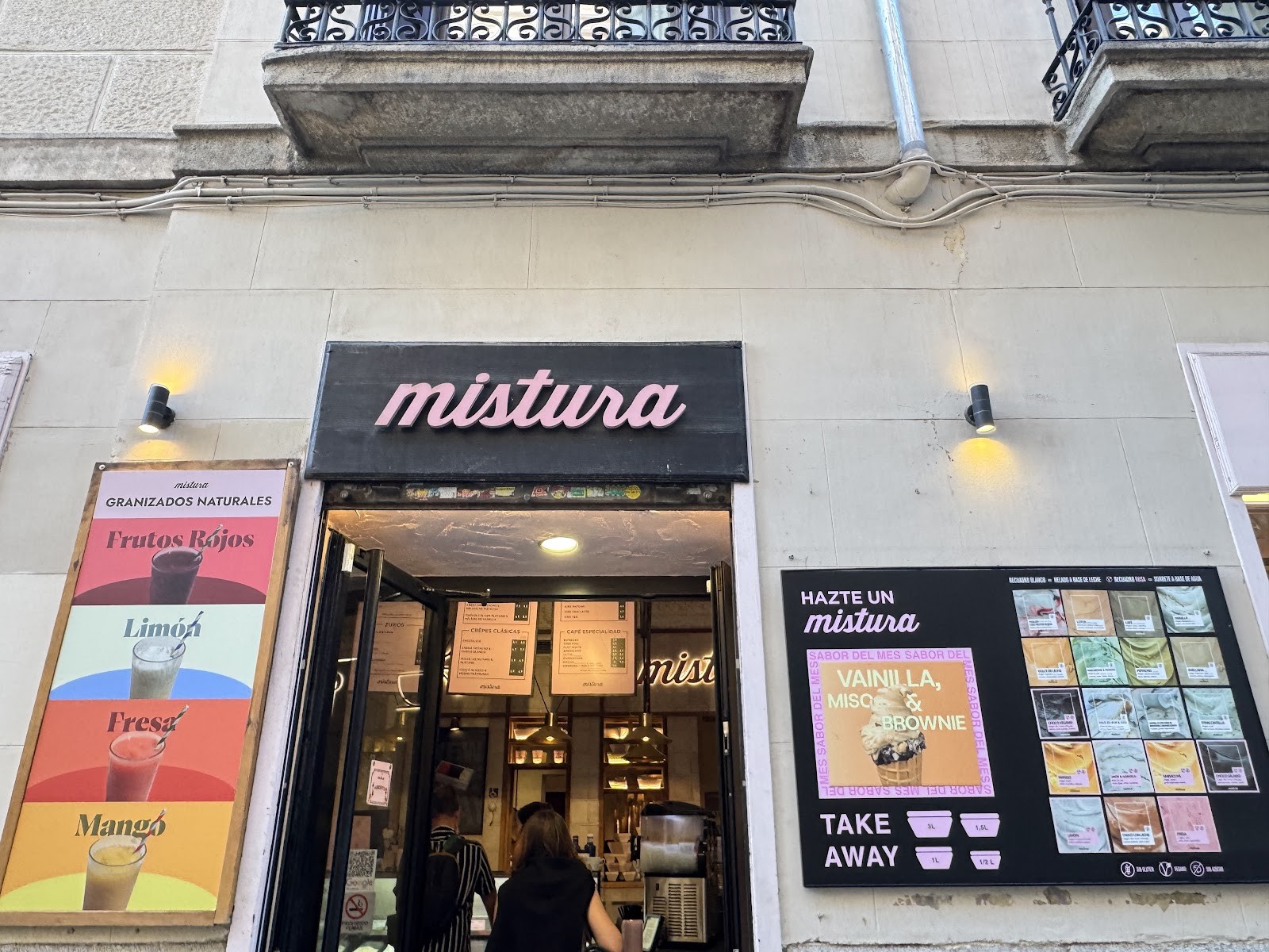 Mistura Ice Cream: the place