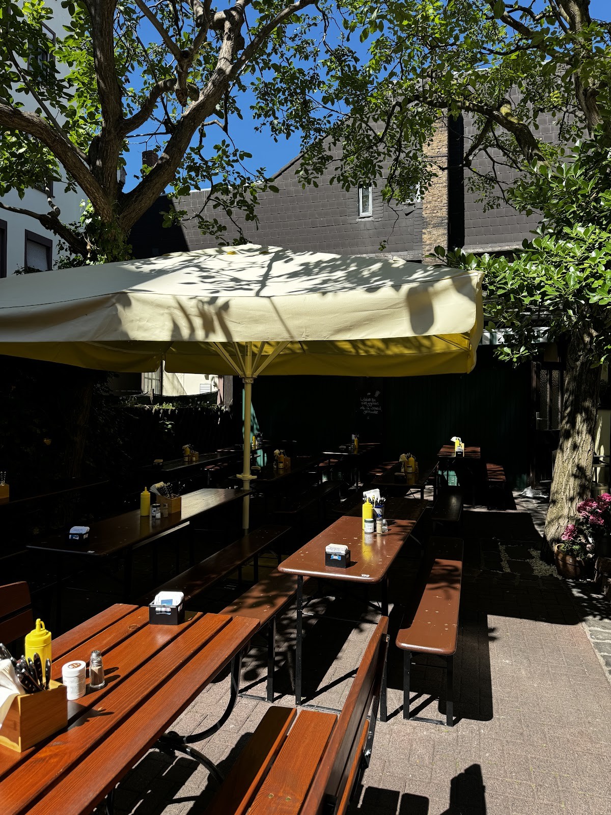 Apfelweinwirtschaft Atschel: the place