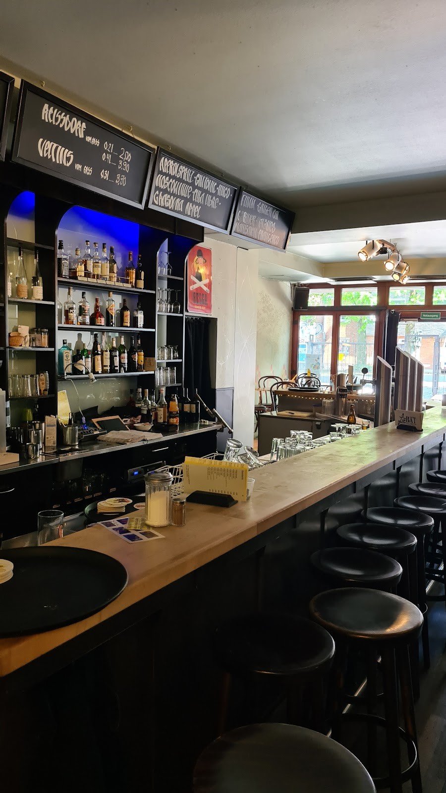 Lizbät: the place