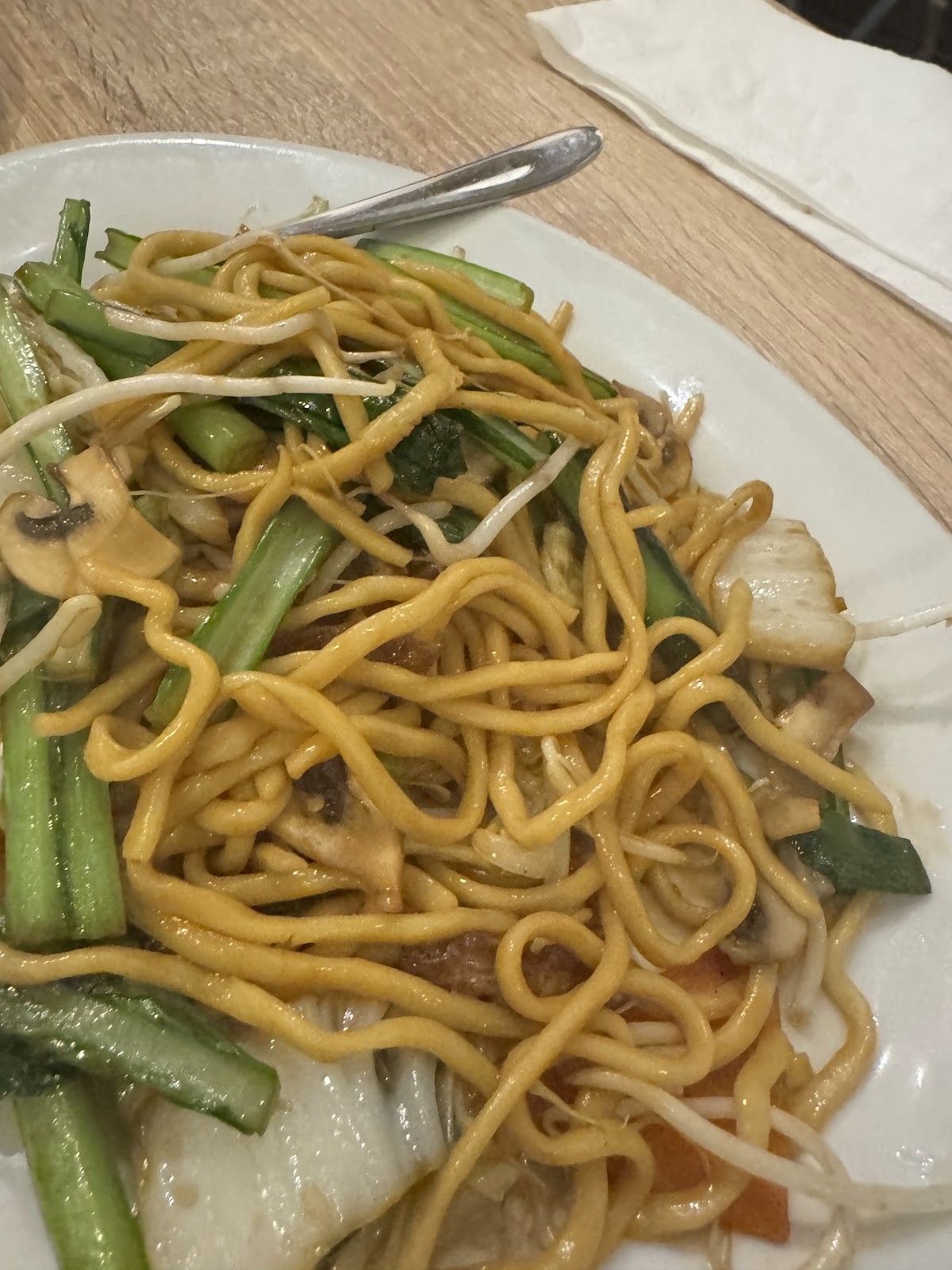 Mother Chu's Vegetarian Kitchen: food & drinks