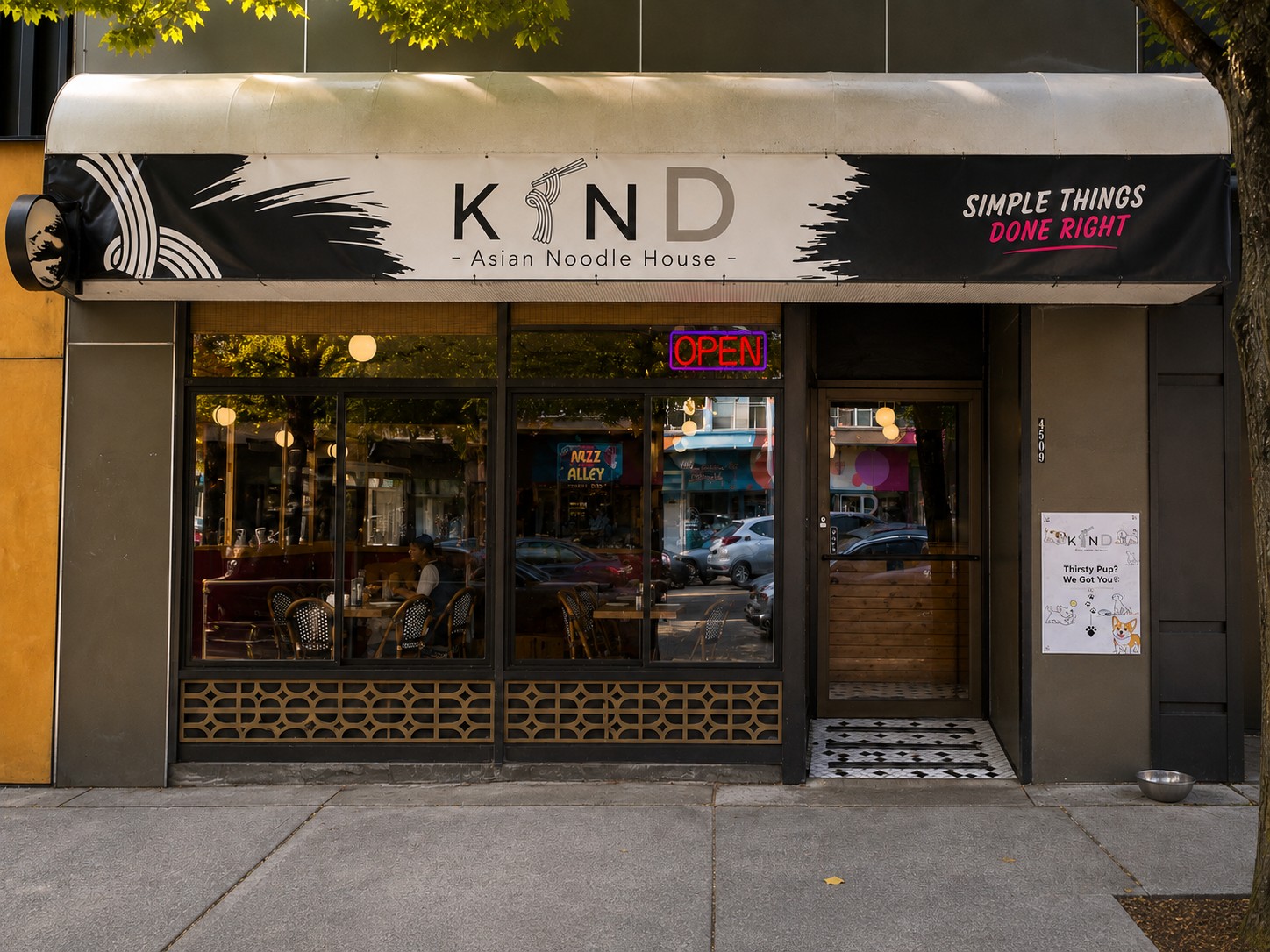 KinD - Asian Noodle House: the place