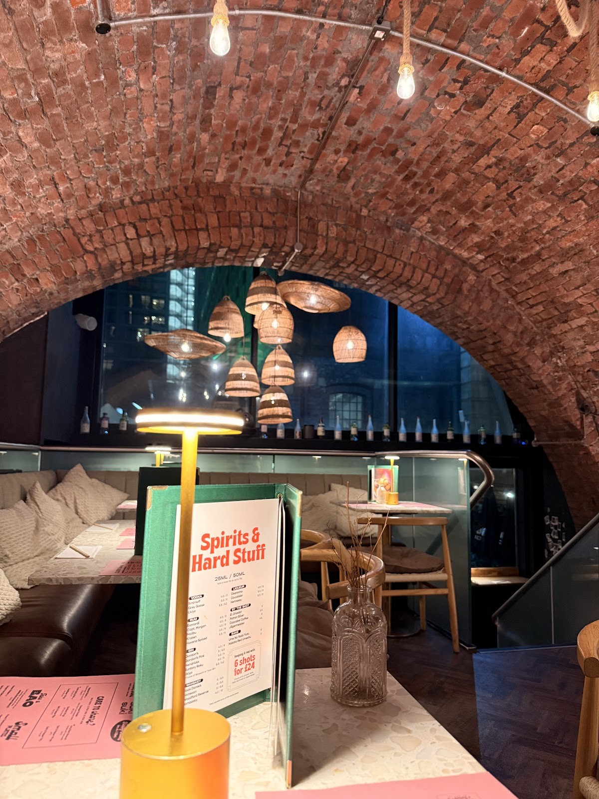 Suki Suki Street Food & Bar: the place