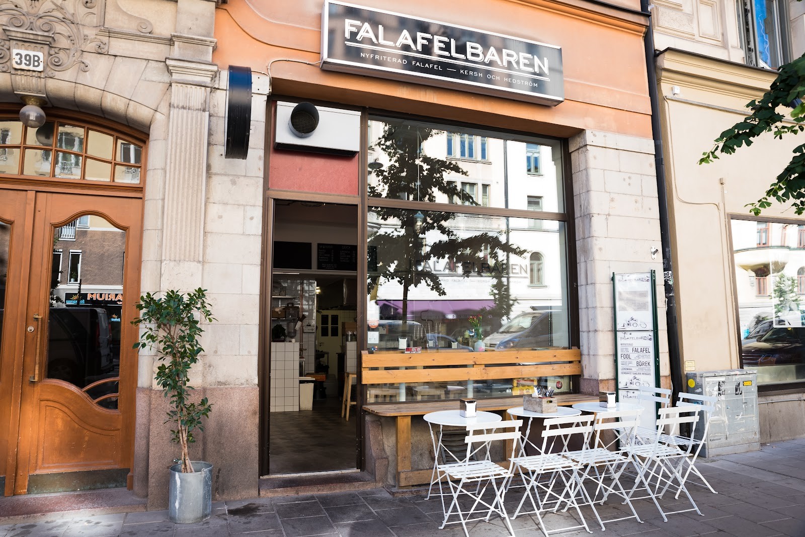 Falafel Bar: the place
