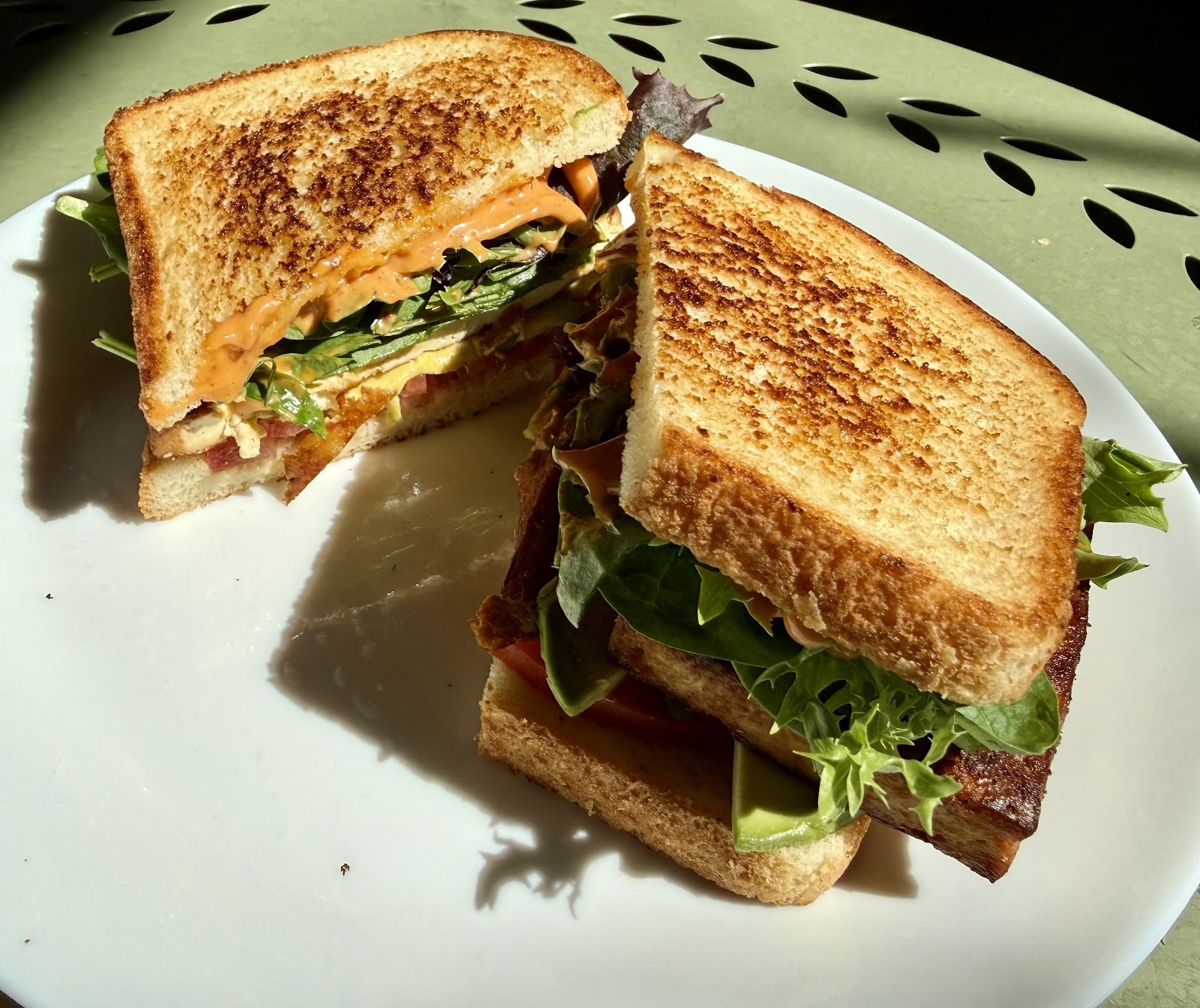 The Dusted Cup: food & drinks