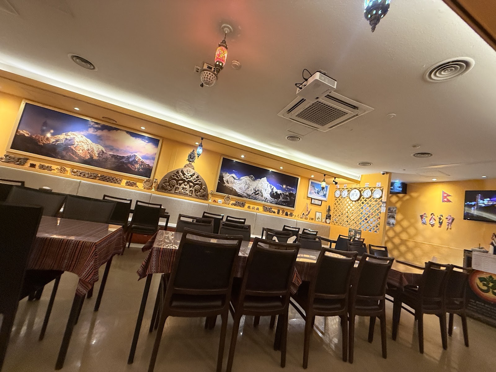 Lumbini Restaurant: the place