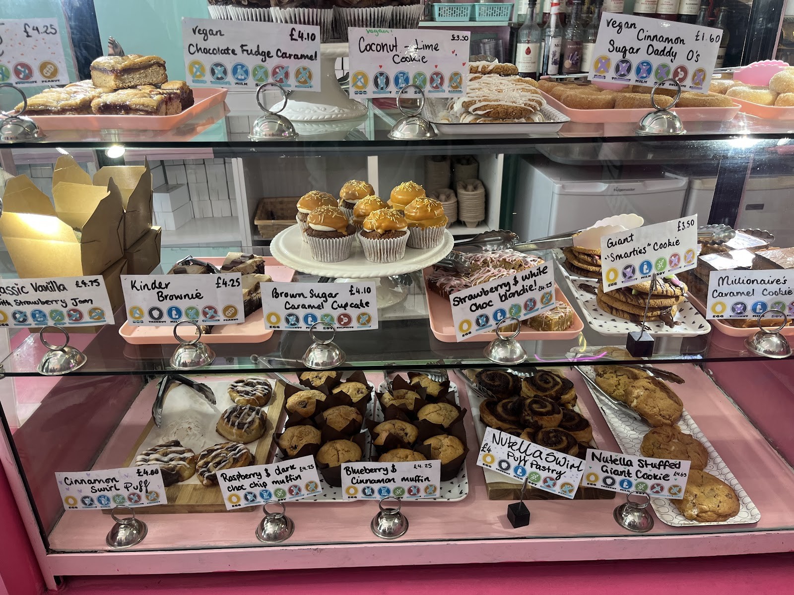 Sugar Daddy’s Bakery: the place