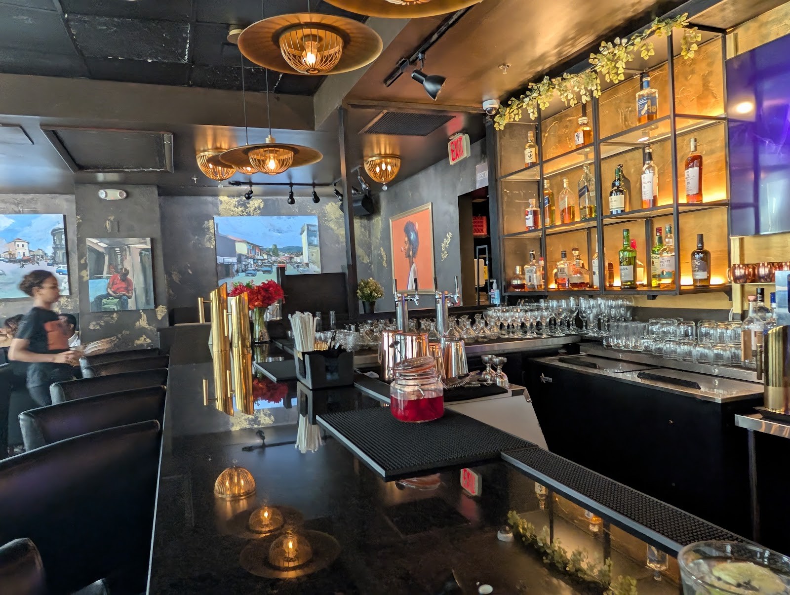Eatopia Eatery: the place