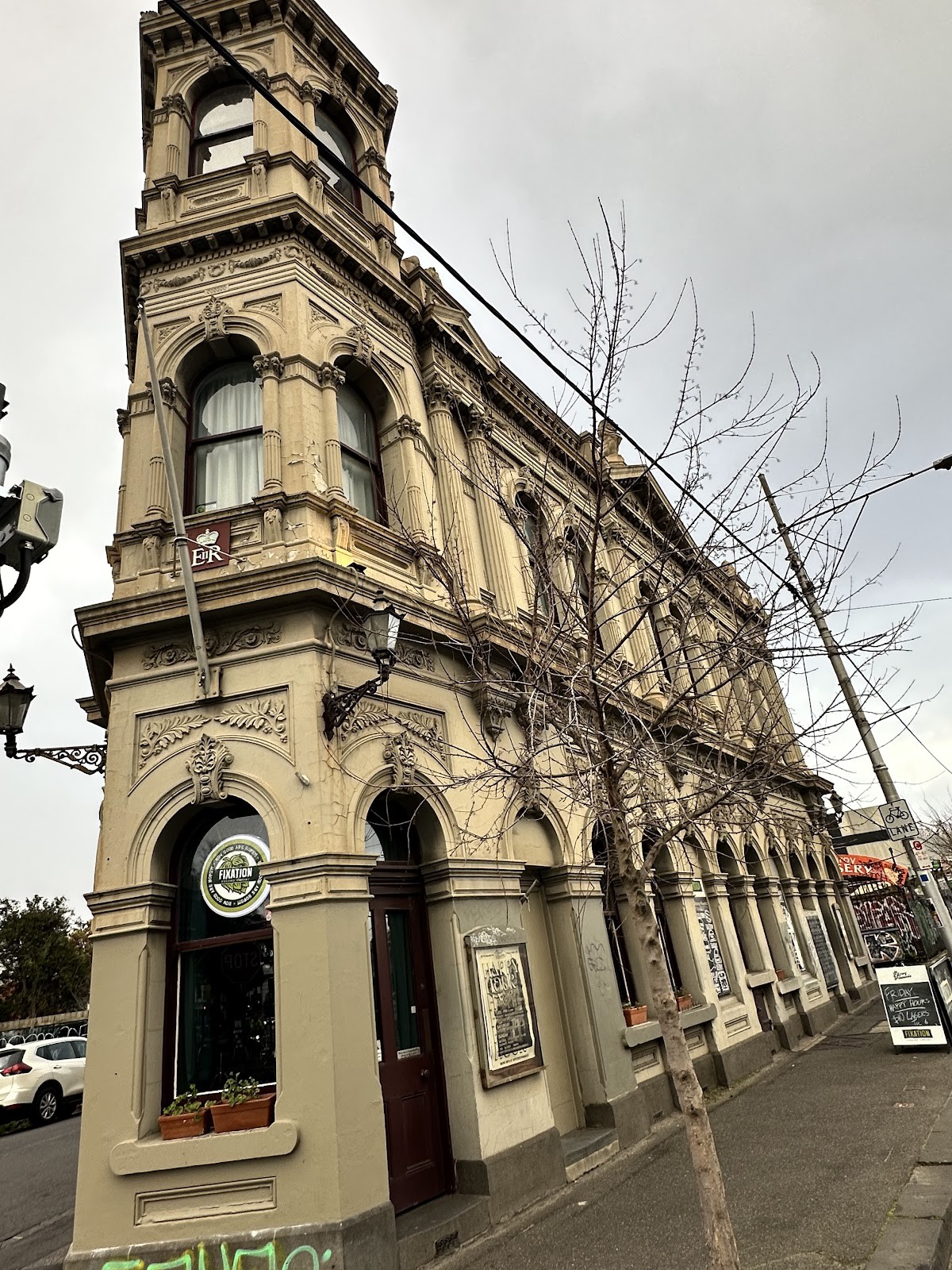 The Fitzroy Pinnacle: the place