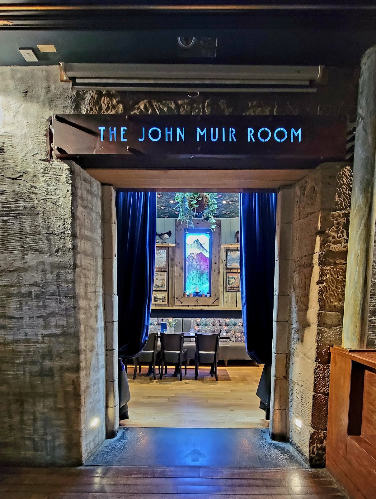 Òran Mór: the place