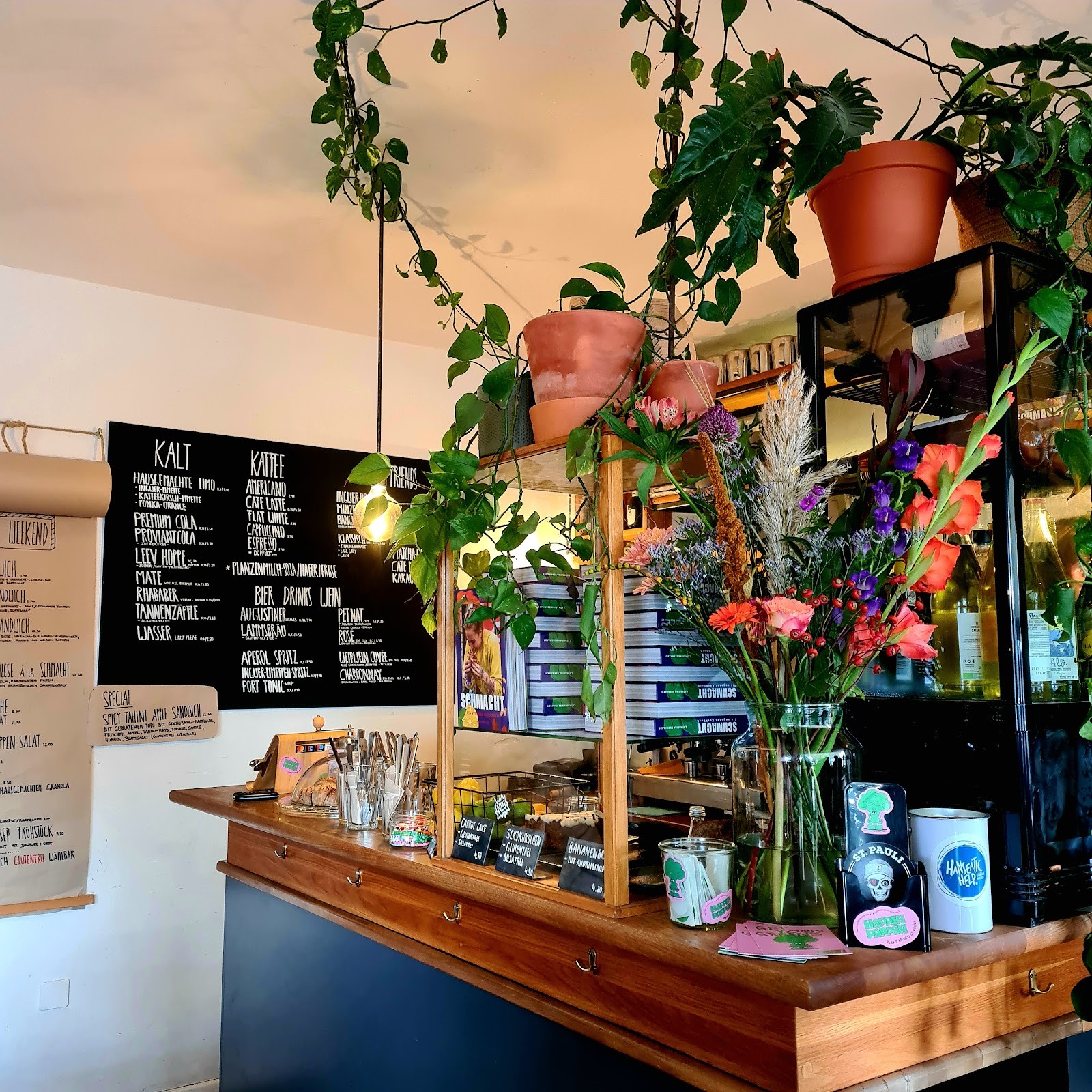 HAPPENPAPPEN: the place