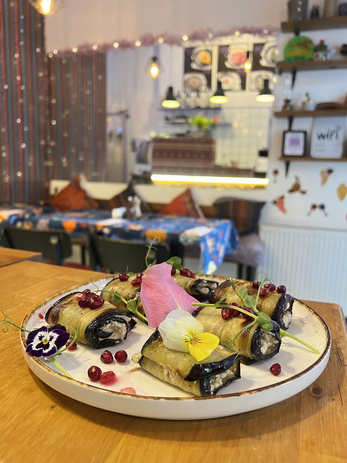 Nesi's home kitchen: food & drinks