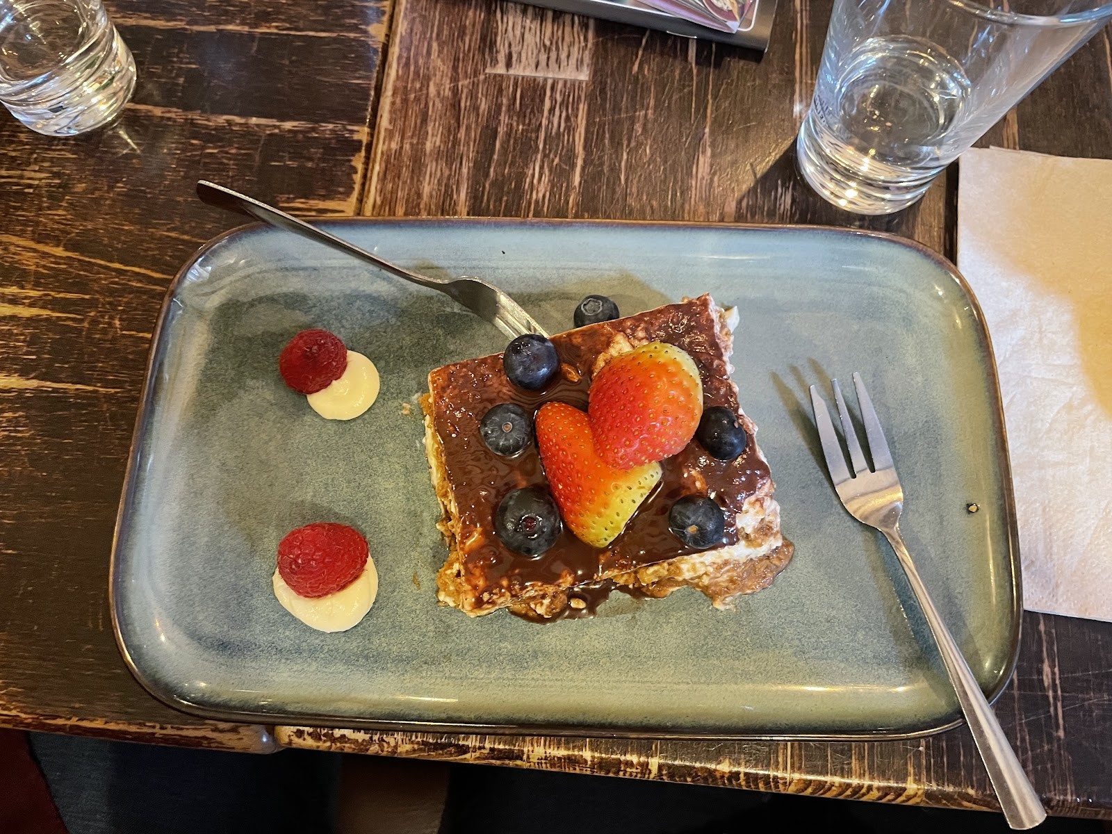 Kuli Alma: food & drinks