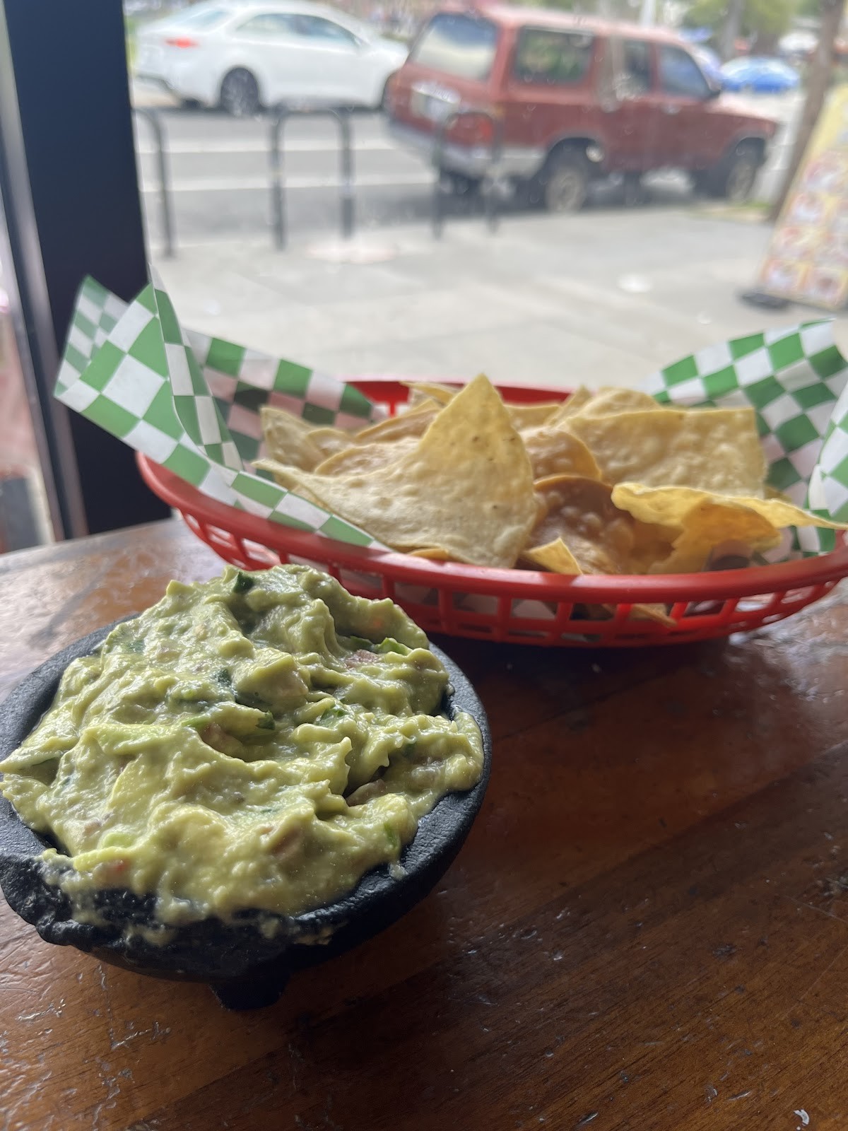 Mama's International Tamales: food & drinks