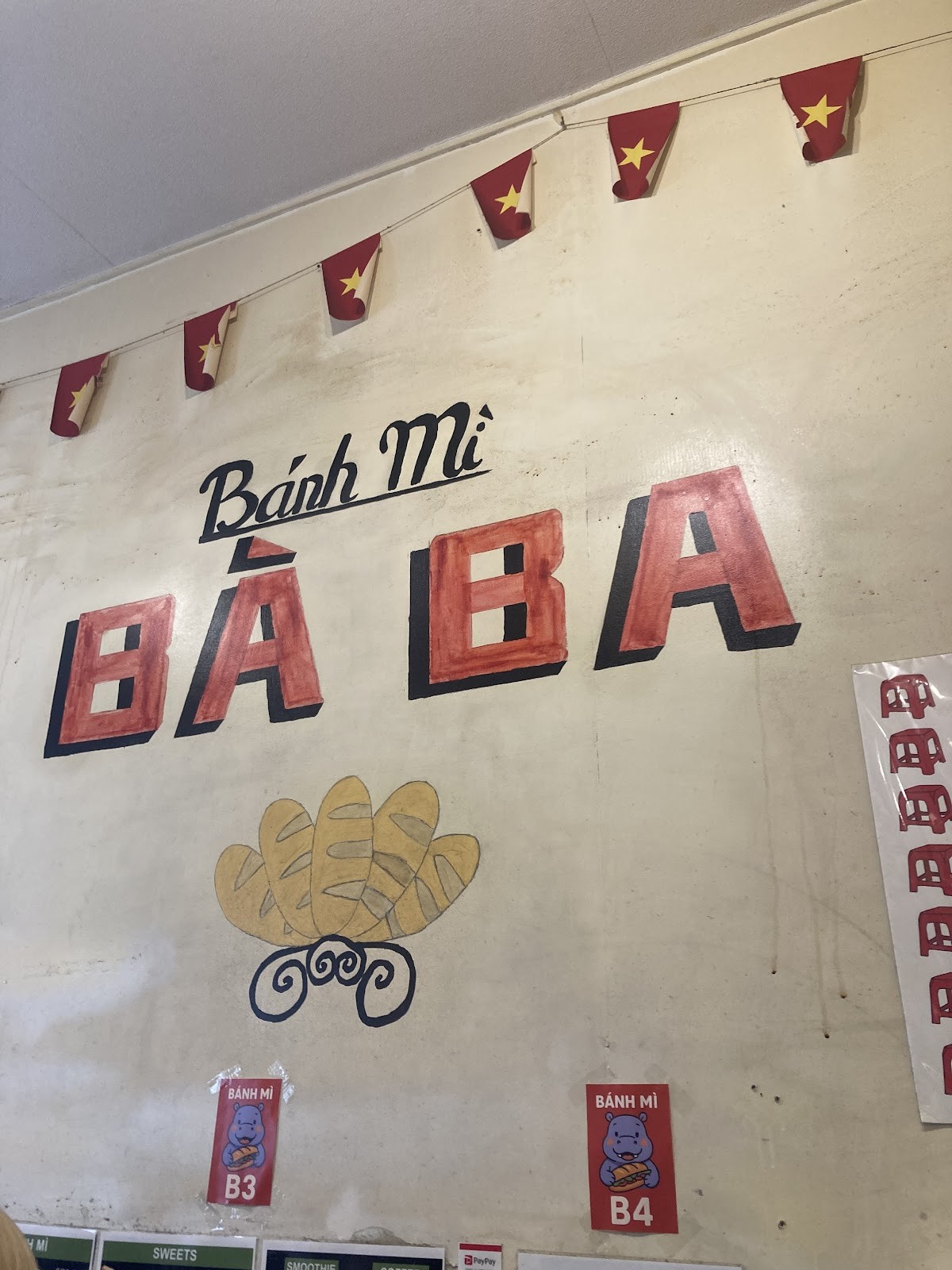 Bánh mì Bà Ba: the place