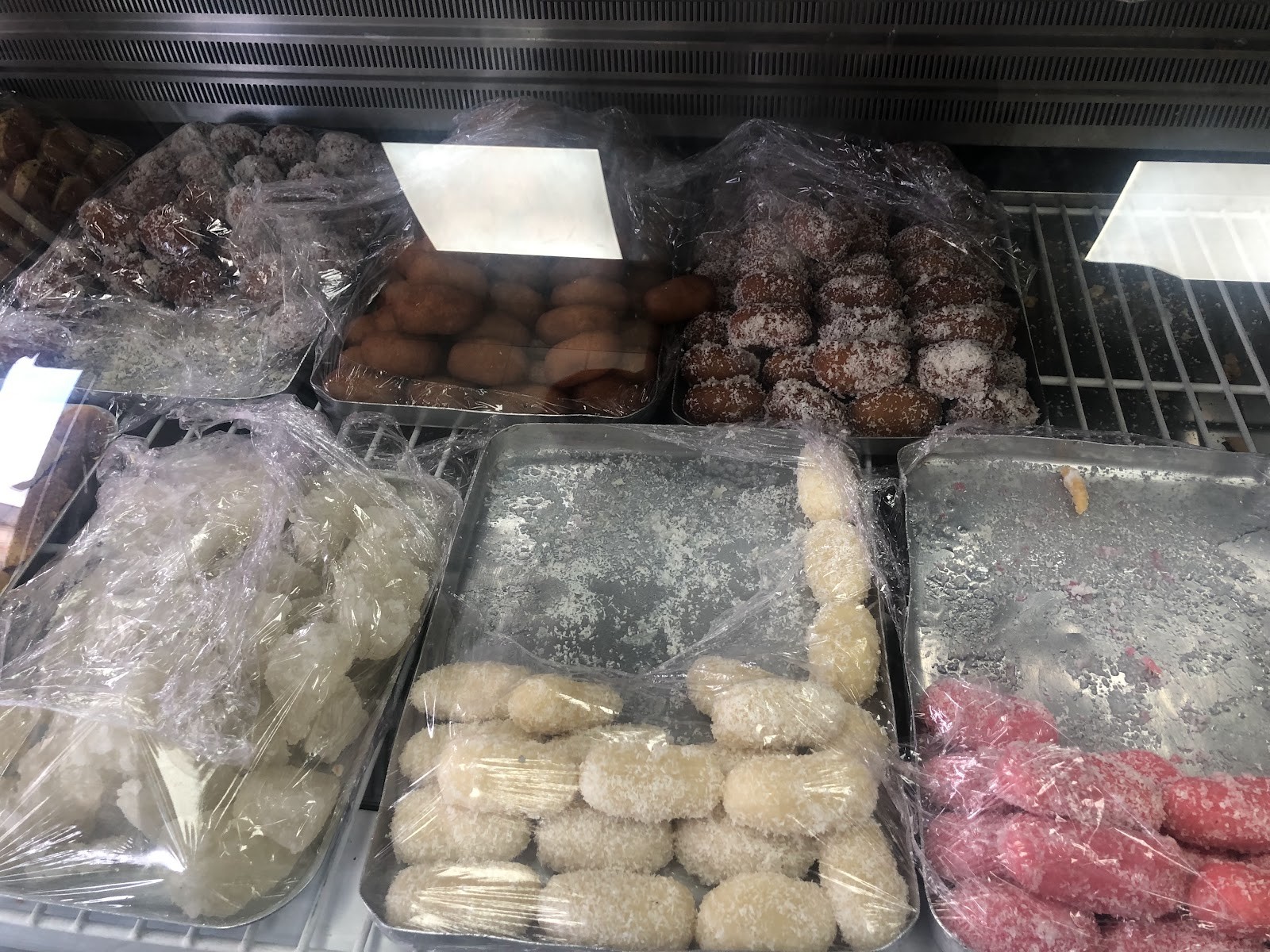 Sangam Vegetarian Restaurant: food & drinks